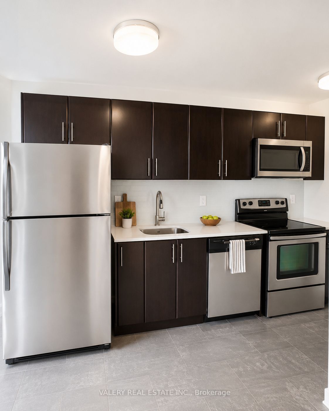 2406 Queen Street E 42, Toronto, ON ON M1N 1A2 photo 2