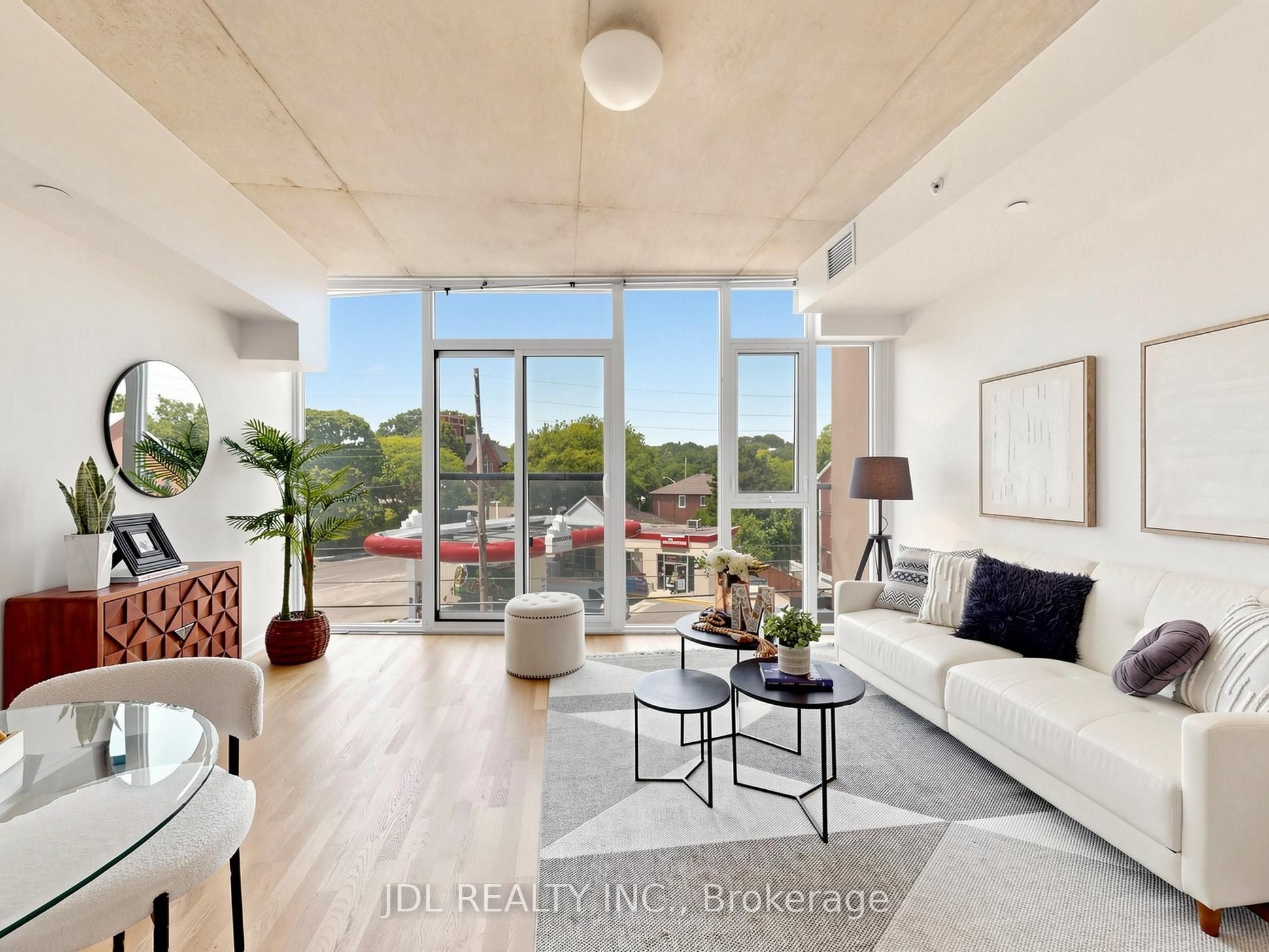 60 Haslett Avenue 308, Toronto, ON M4L 0A9 photo 5
