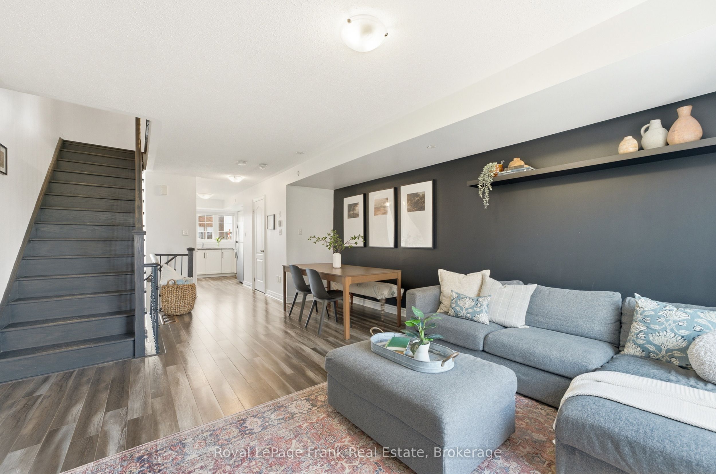 2550 Bromus Path 9, Oshawa, ON L1H 7K4 photo 2