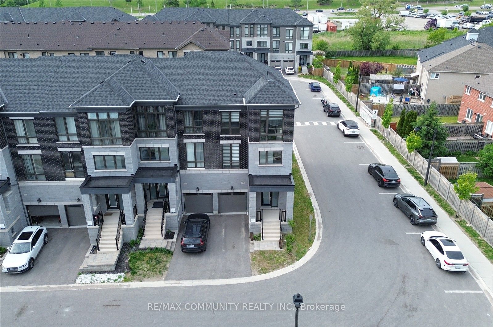 45 Douet Lane, Ajax, ON L1Z 0V4 photo 5