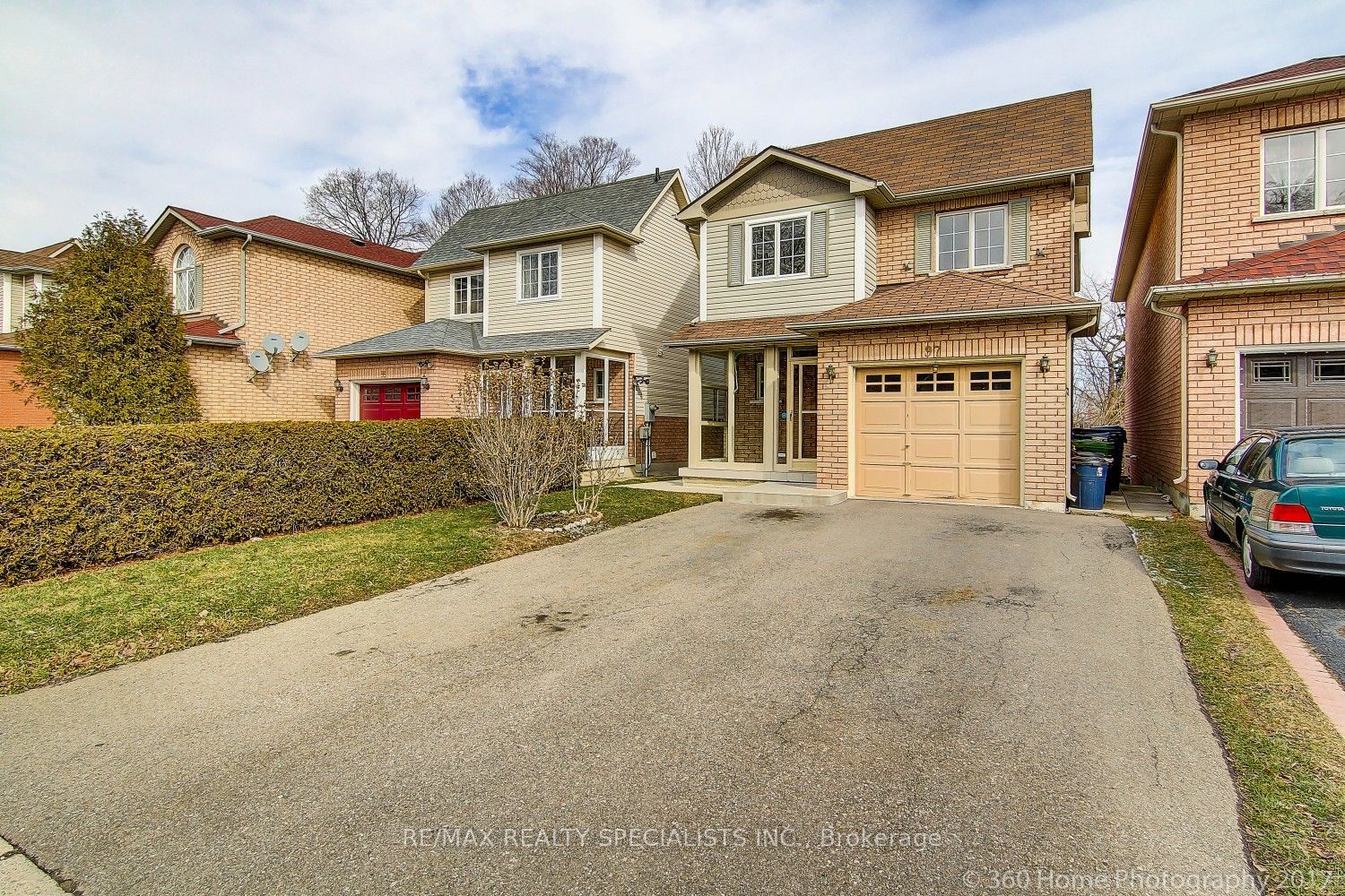 97 Piperbrook Crescent, Toronto, ON M1E 5H1