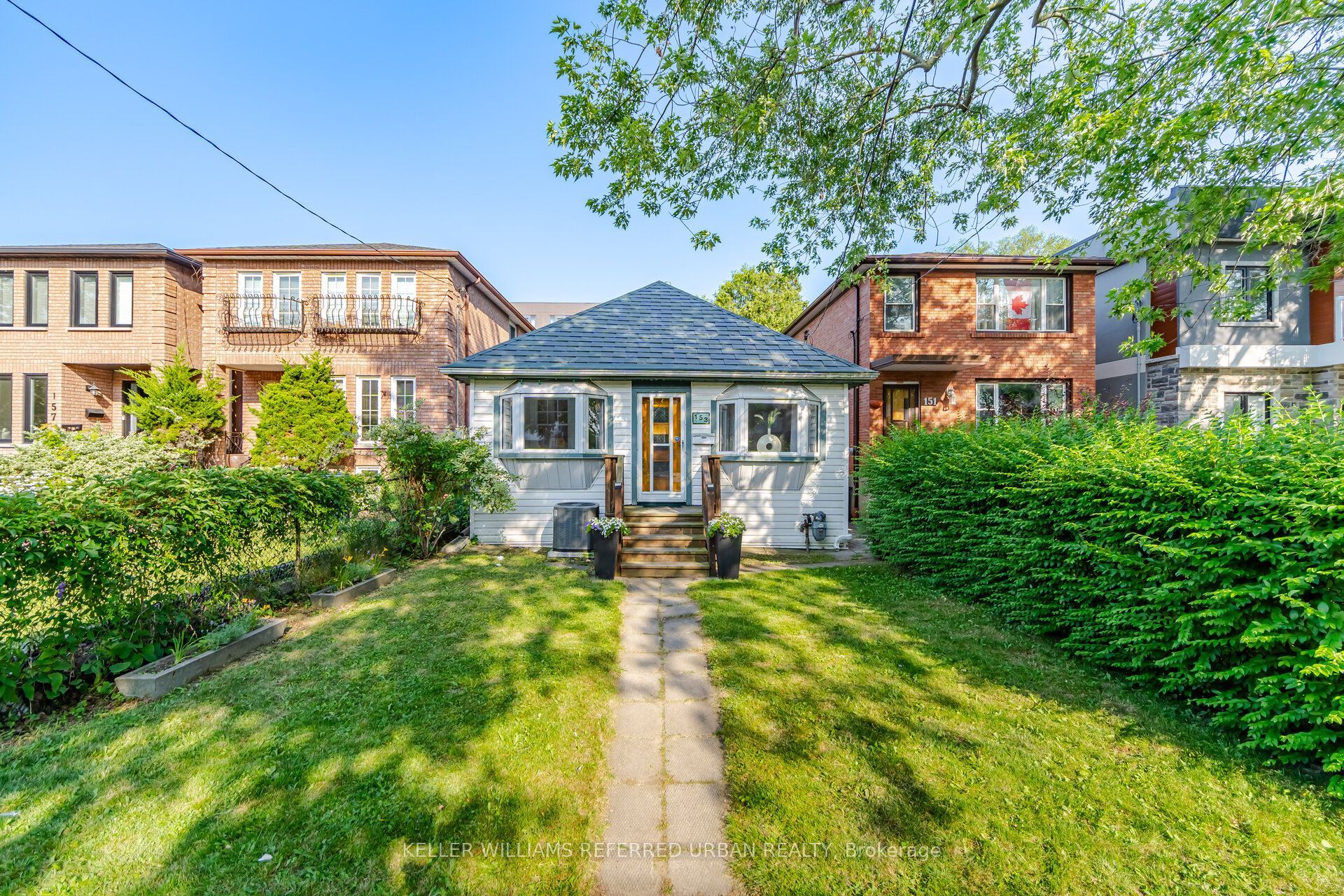 153 Mcintosh Street, Toronto, ON M1N 3Y8 photo 2