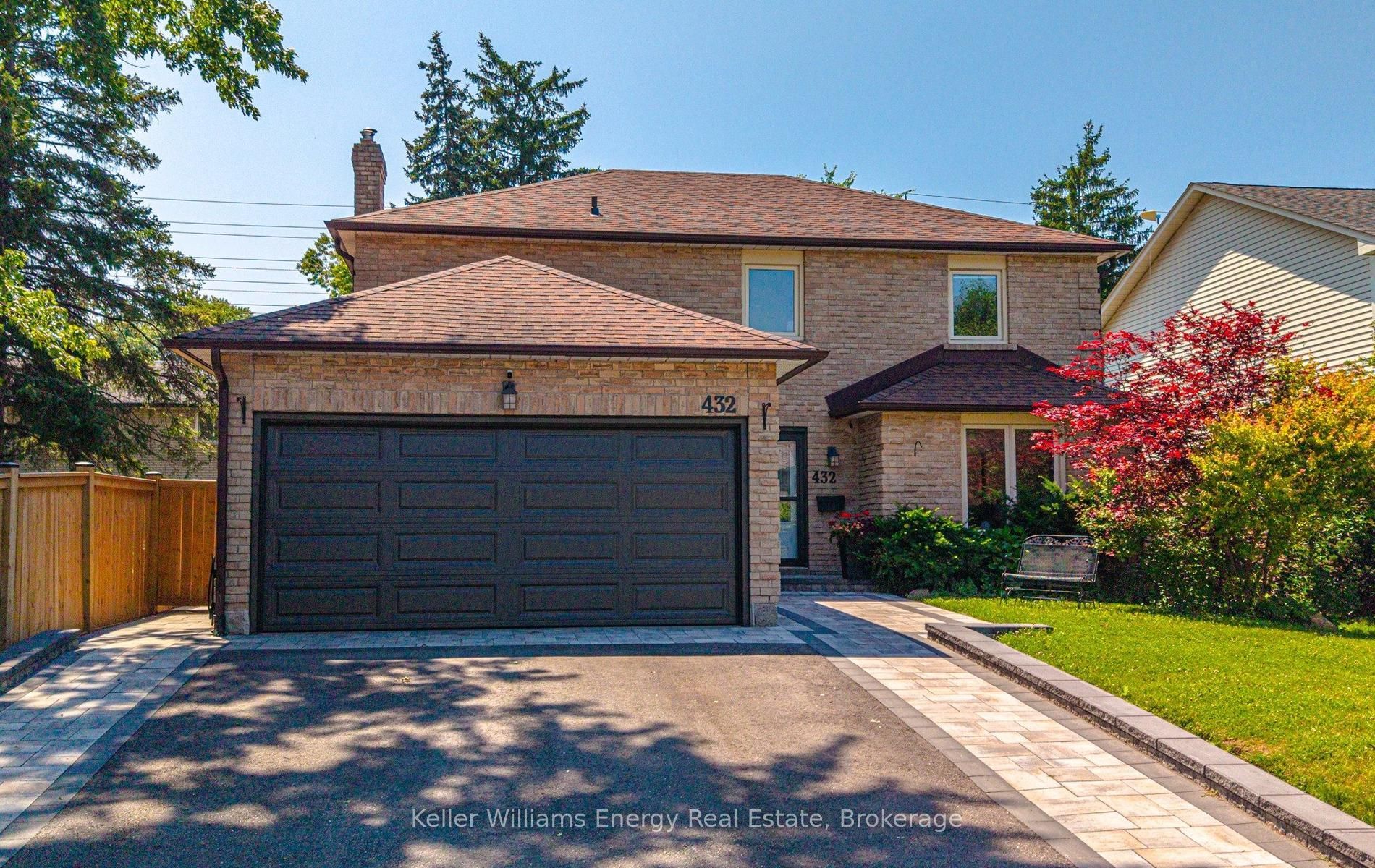 432 Prince Of Wales Drive, Whitby, ON L1N 6M9