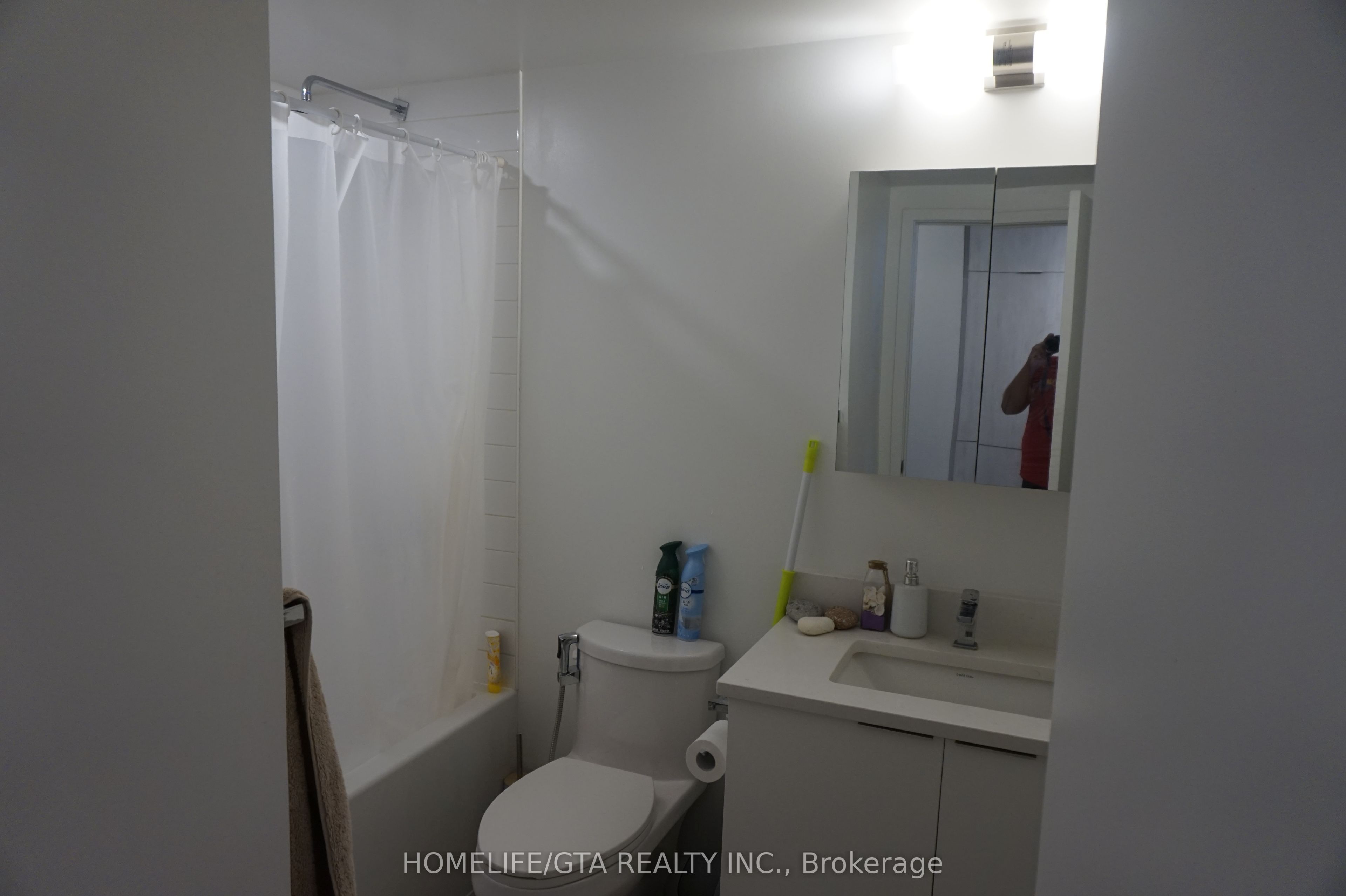 2033 Kennedy Road 2210, Toronto, ON M1T 0B9 photo 3
