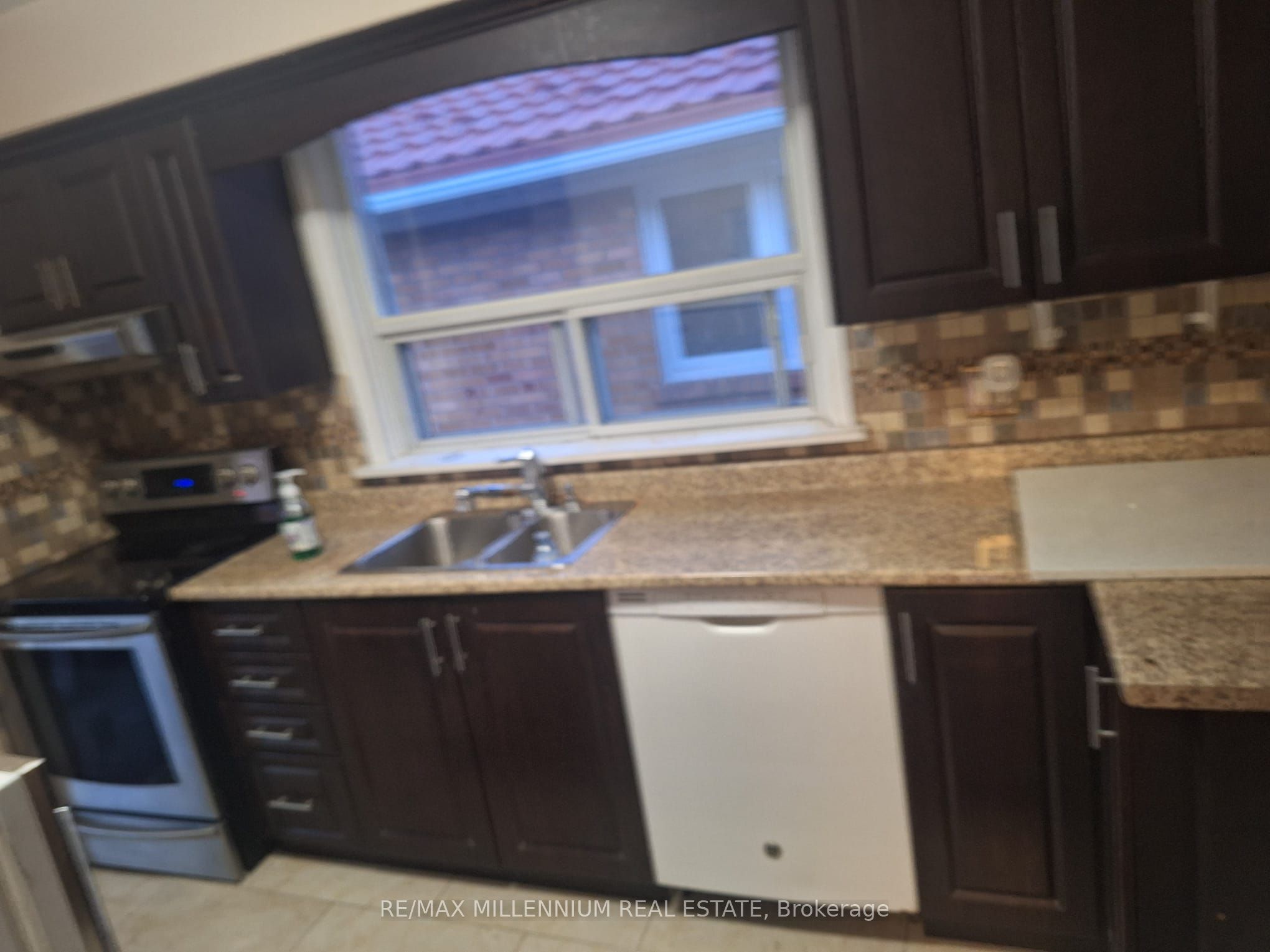 5 Brewton Road, Toronto, ON M1G 1W2 photo 4