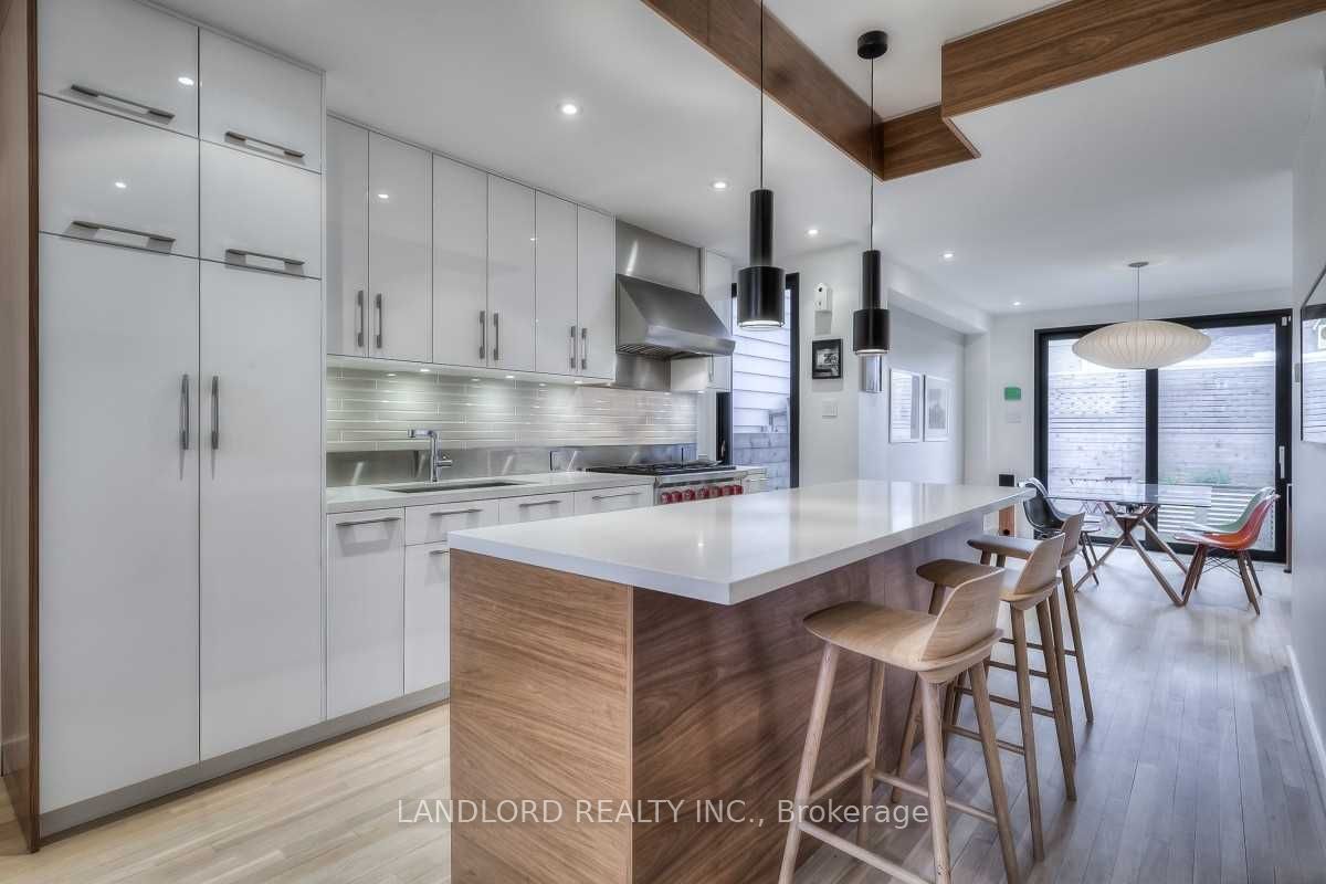 133 Munro Street, Toronto, ON M4M 2B8
