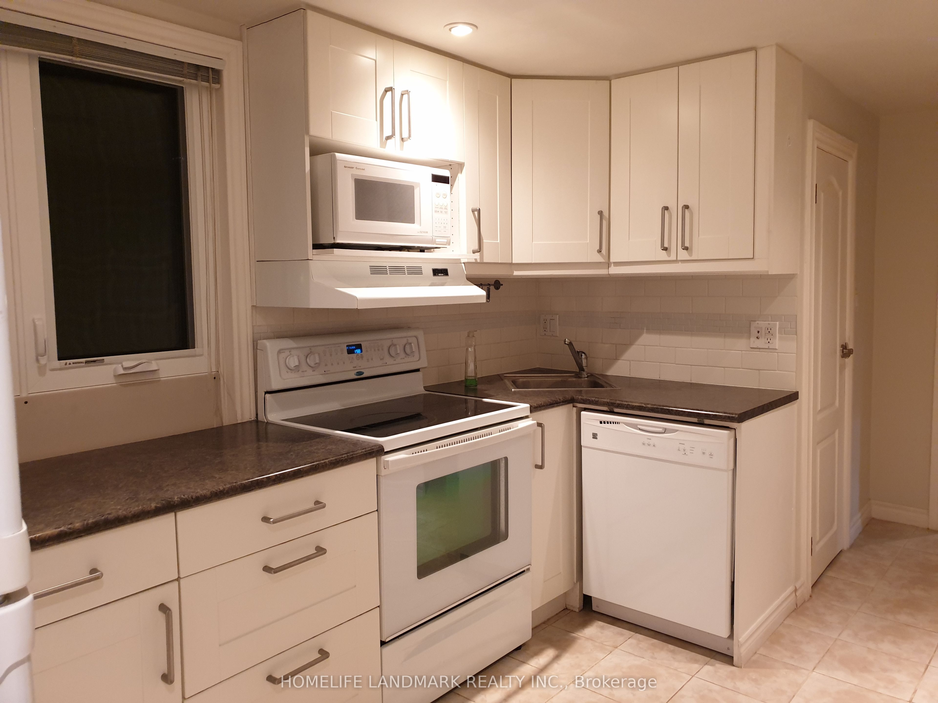 44 Guildcrest Drive Lower, Toronto, ON M1J 3M4
