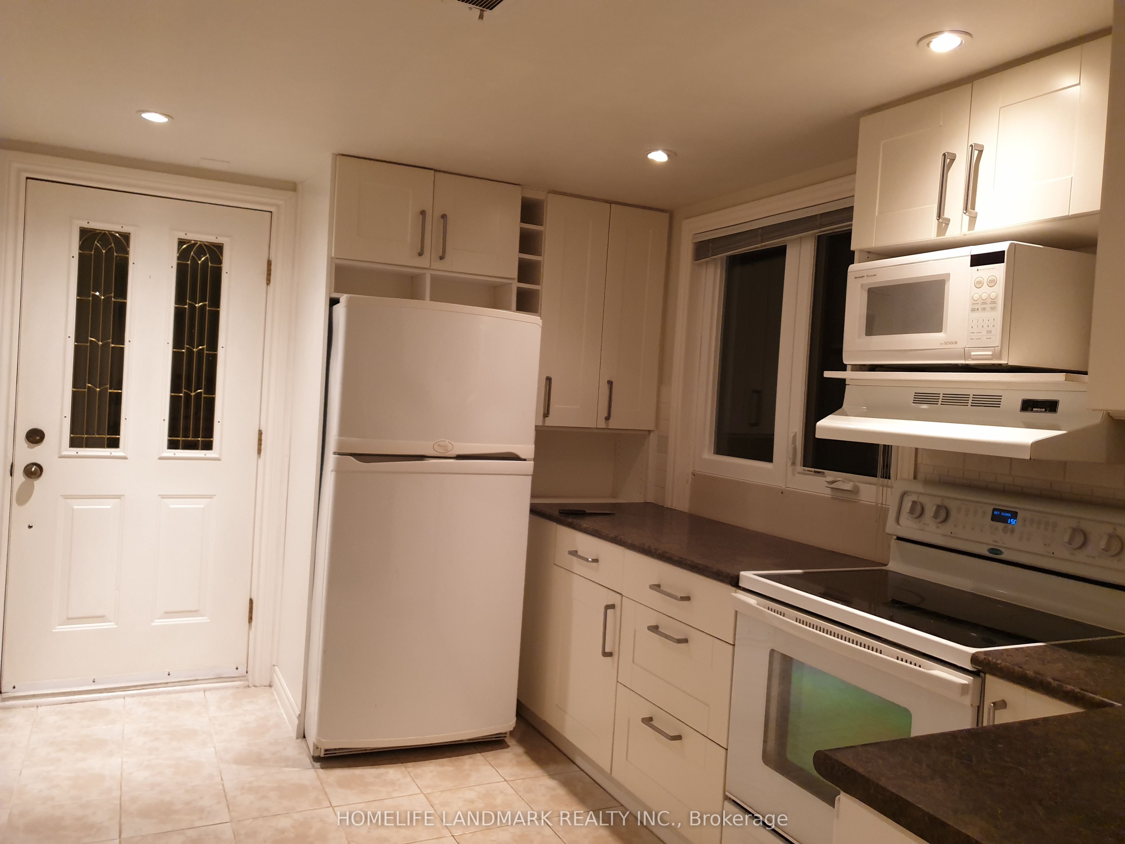 44 Guildcrest Drive Lower, Toronto, ON M1J 3M4 photo 2