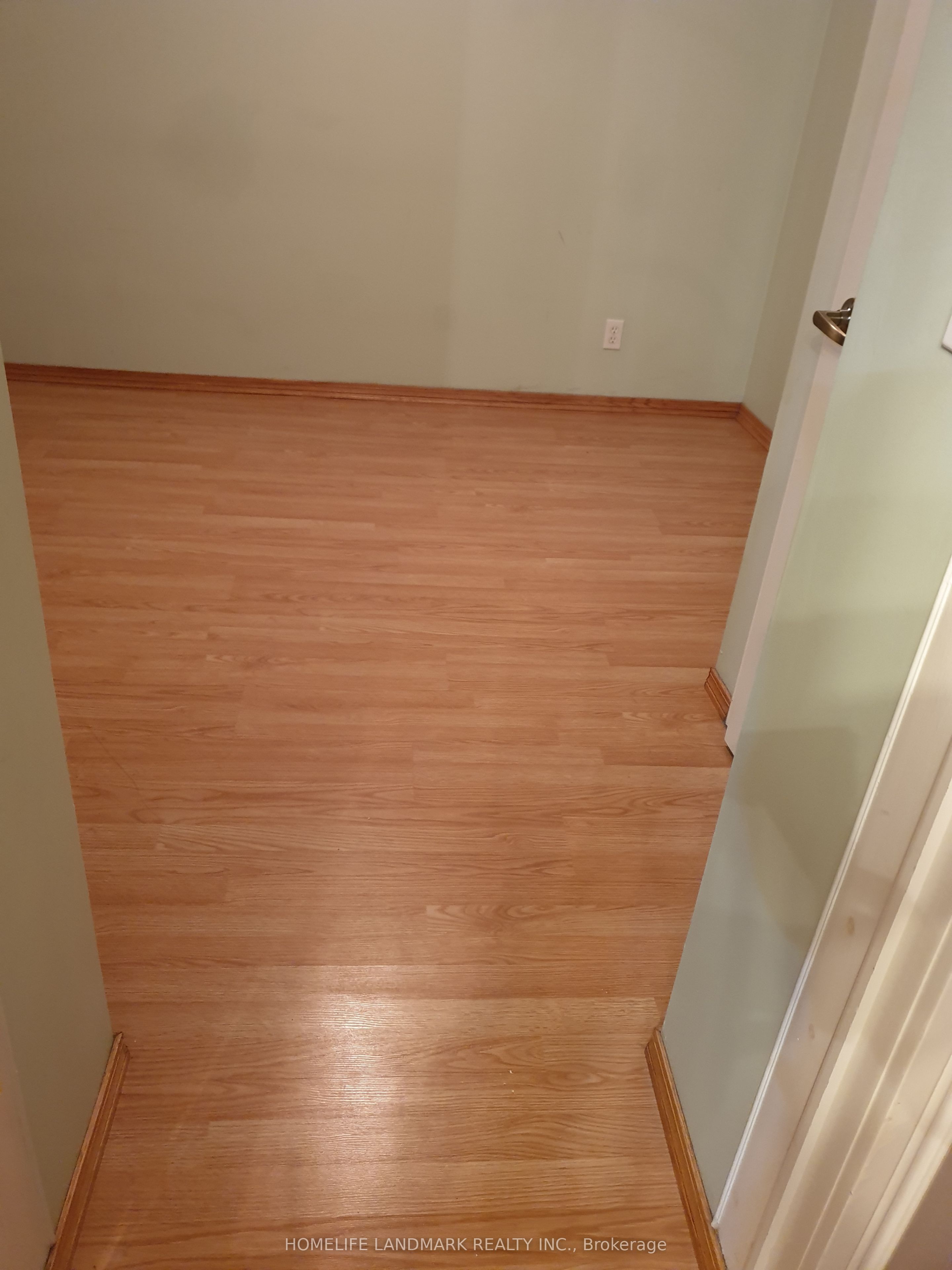 44 Guildcrest Drive Lower, Toronto, ON M1J 3M4 photo 4