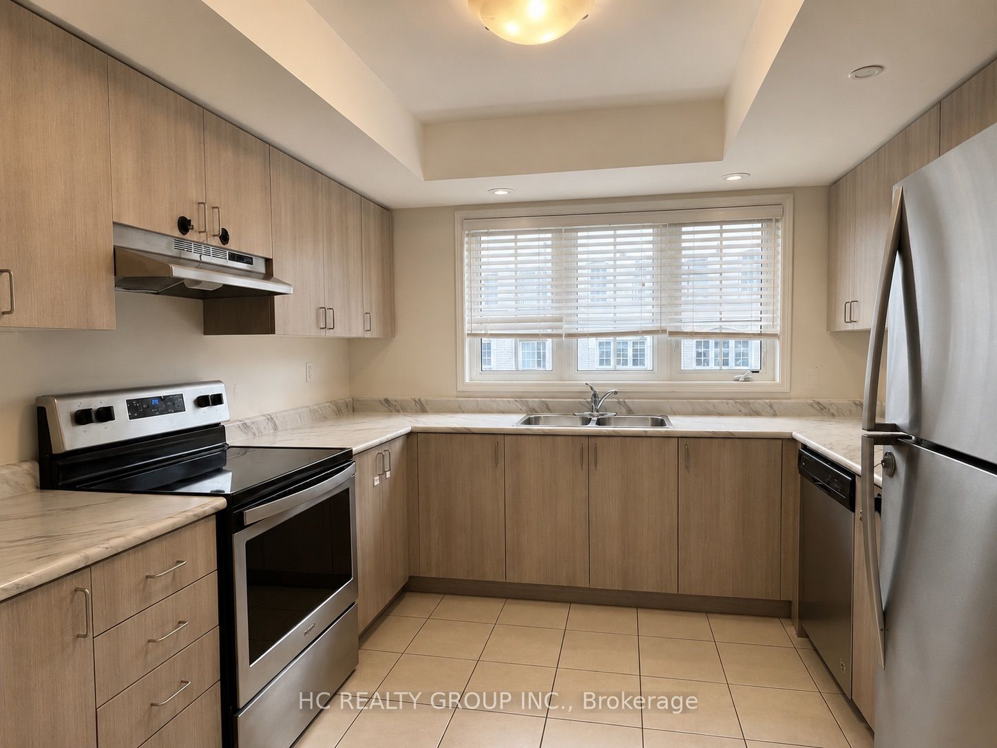2645 Eaglesham Path 124, Oshawa, ON L1L 0M7 photo 4