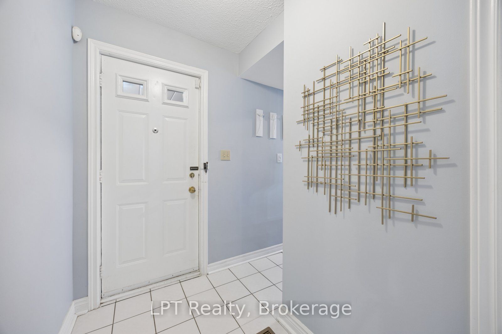 1651 Nash Road A6, Clarington, ON L1E 1S8 photo 4