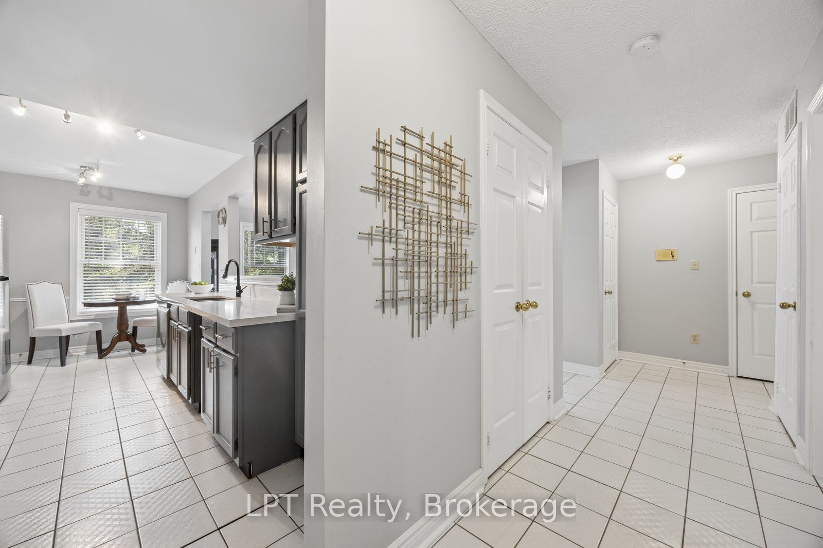1651 Nash Road A6, Clarington, ON L1E 1S8 photo 5