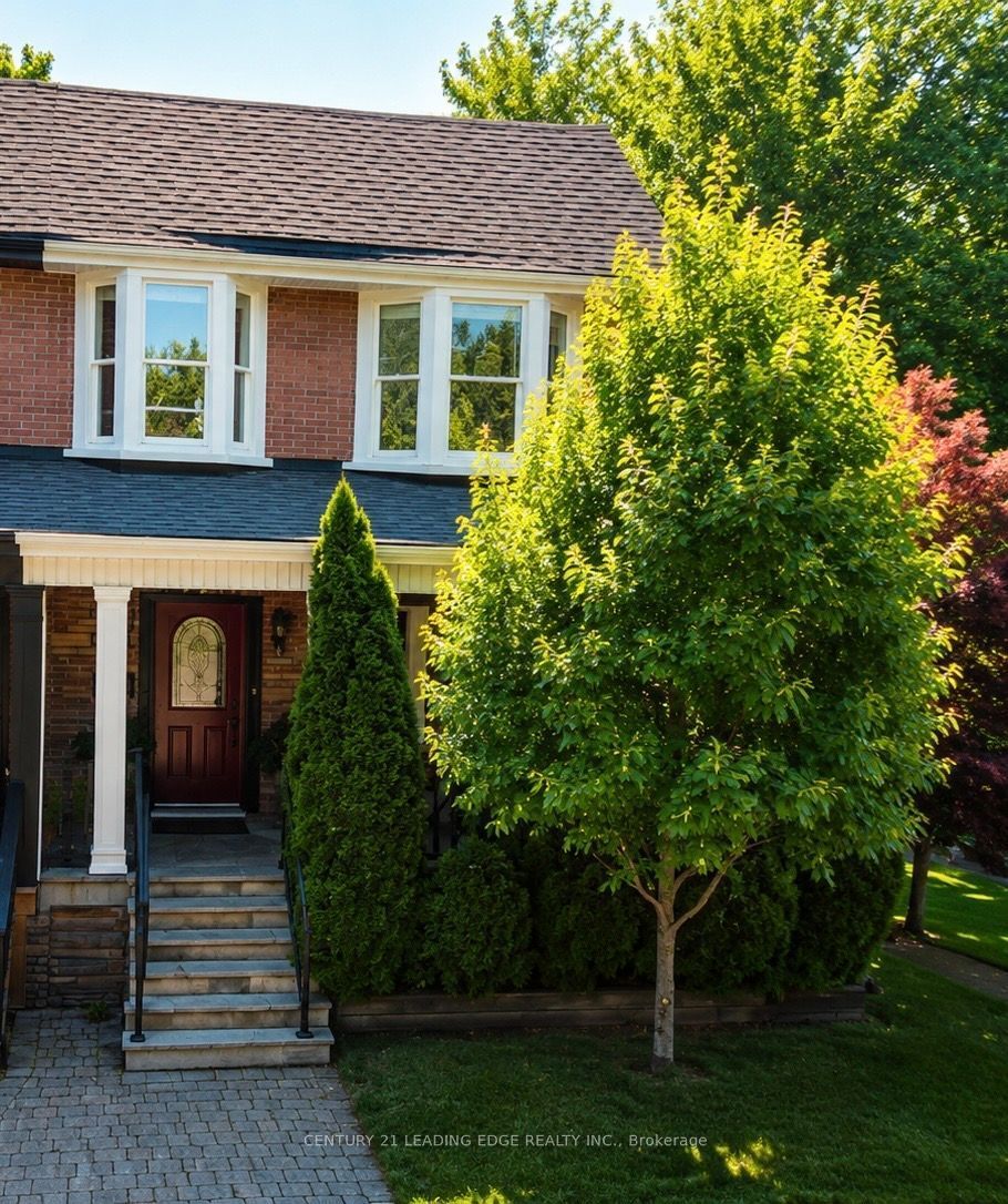 158 Parkmount Road, Toronto, ON M4J 4V4 photo 2