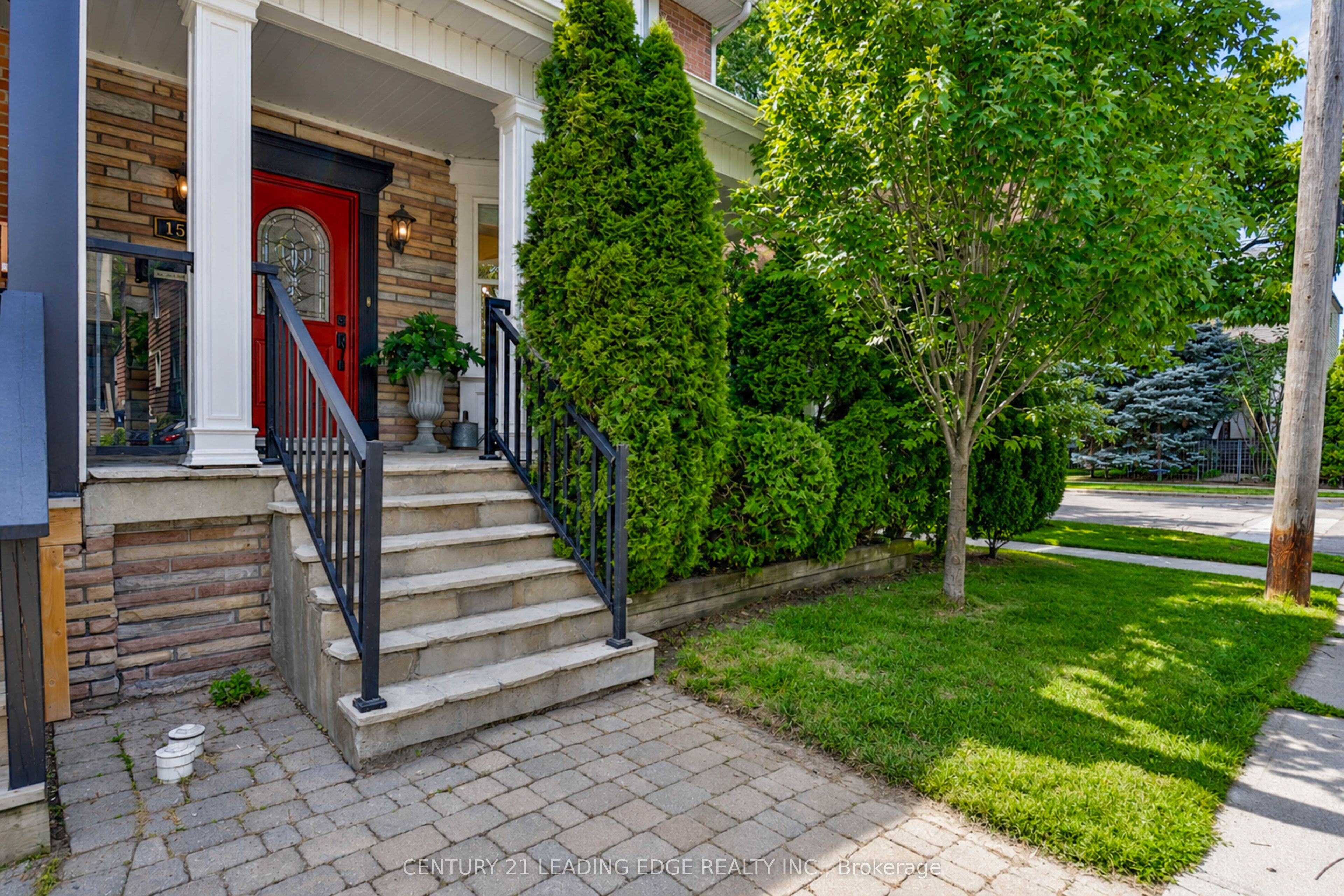 158 Parkmount Road, Toronto, ON M4J 4V4 photo 3