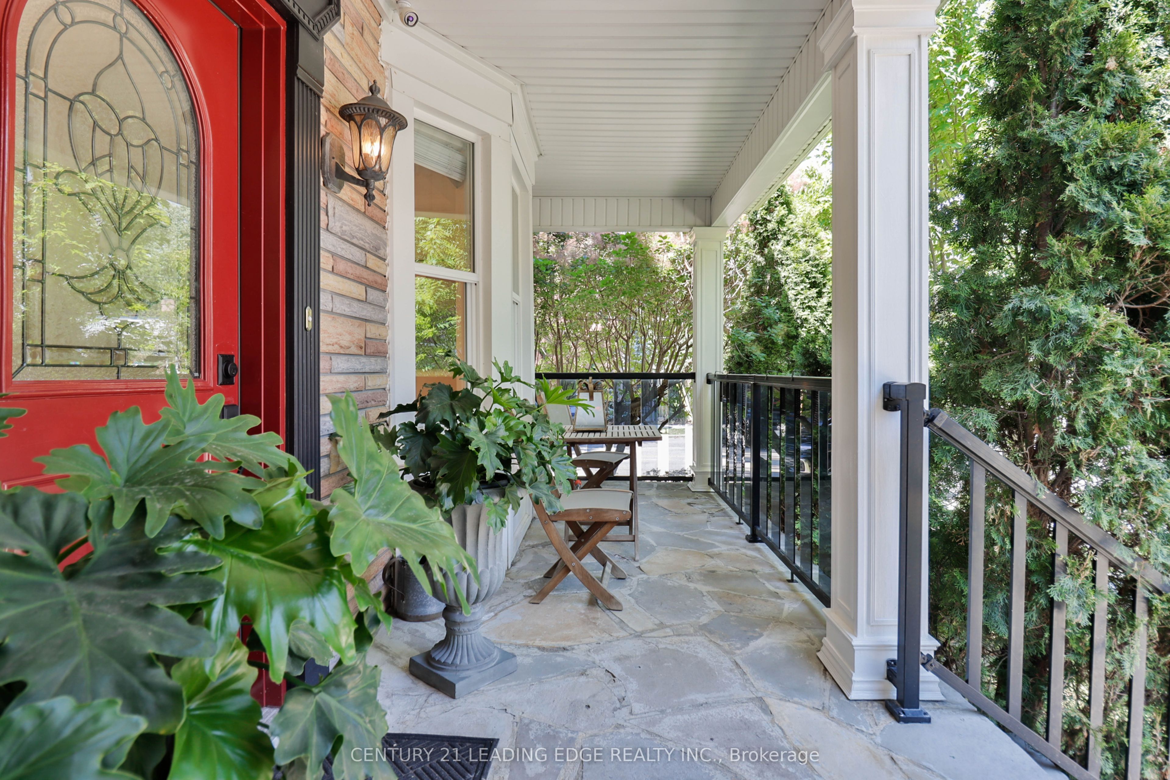 158 Parkmount Road, Toronto, ON M4J 4V4 photo 4