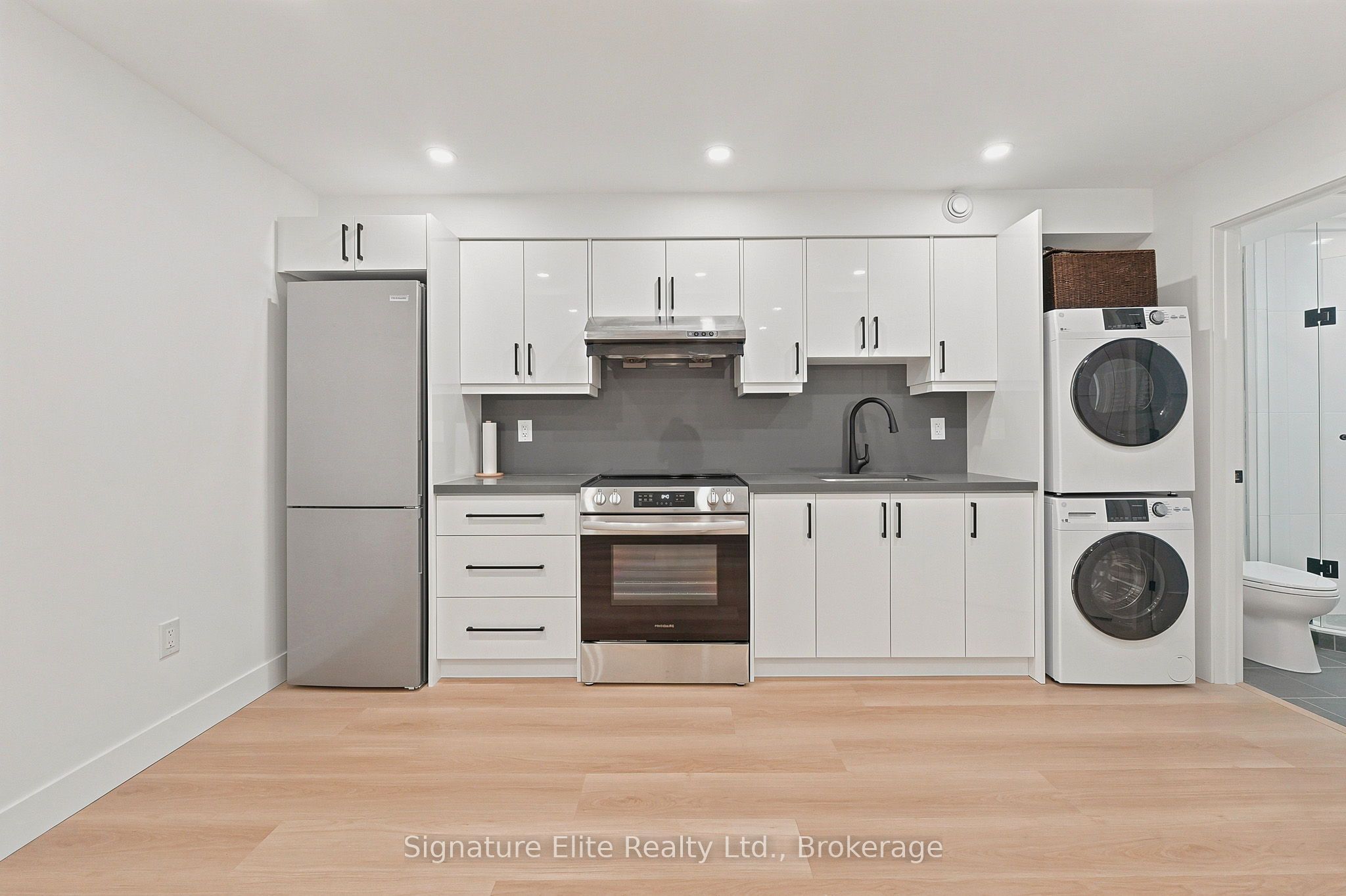 46 Byng Avenue Lower, Toronto, ON M1L 3N6 photo 5