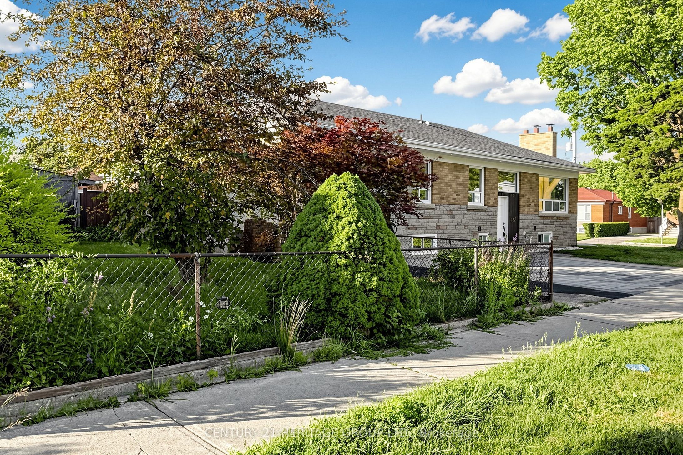 48 Kecala Road, Toronto, ON M1P 1K6 photo 3