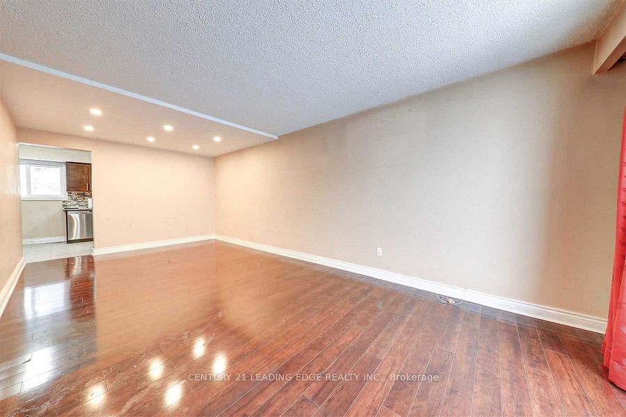 45 Burkwood Crescent, Toronto, ON M1B 1N8 photo 5