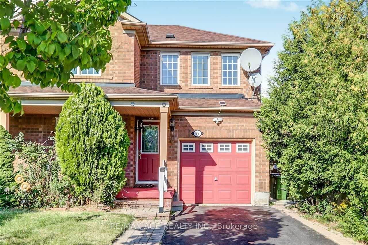 35 Pitchpine Drive, Toronto, ON M1X 1Y1
