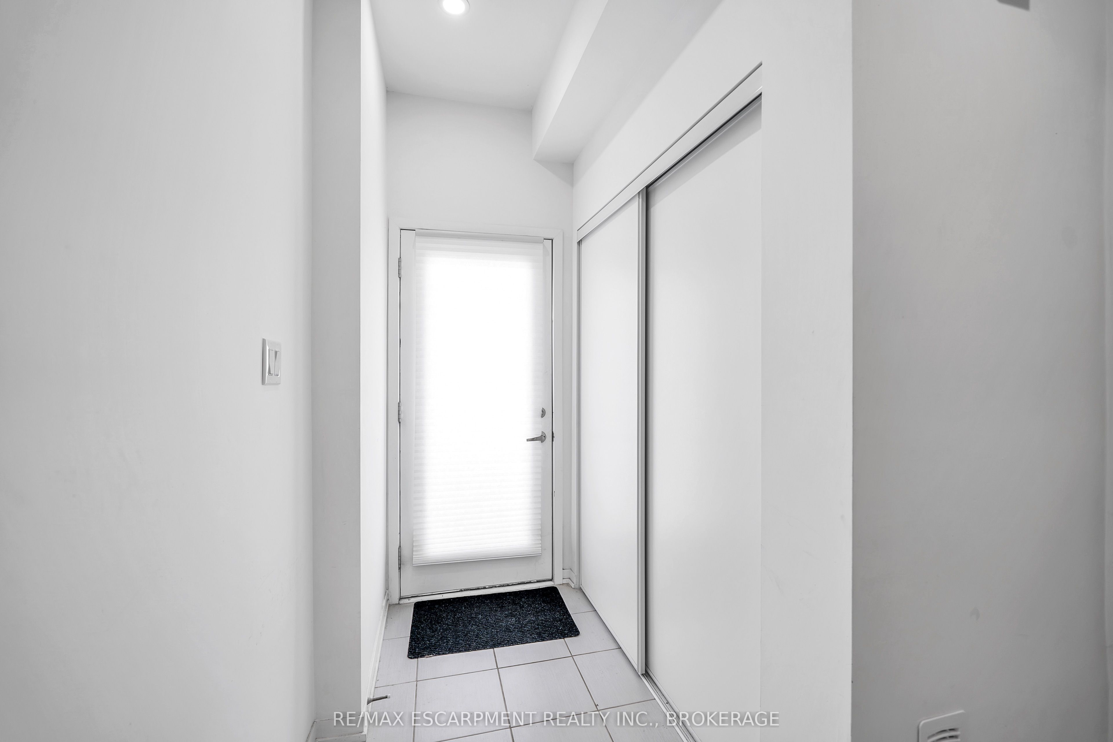 31 Pegler Street, Ajax, ON L1S 7M3 photo 3