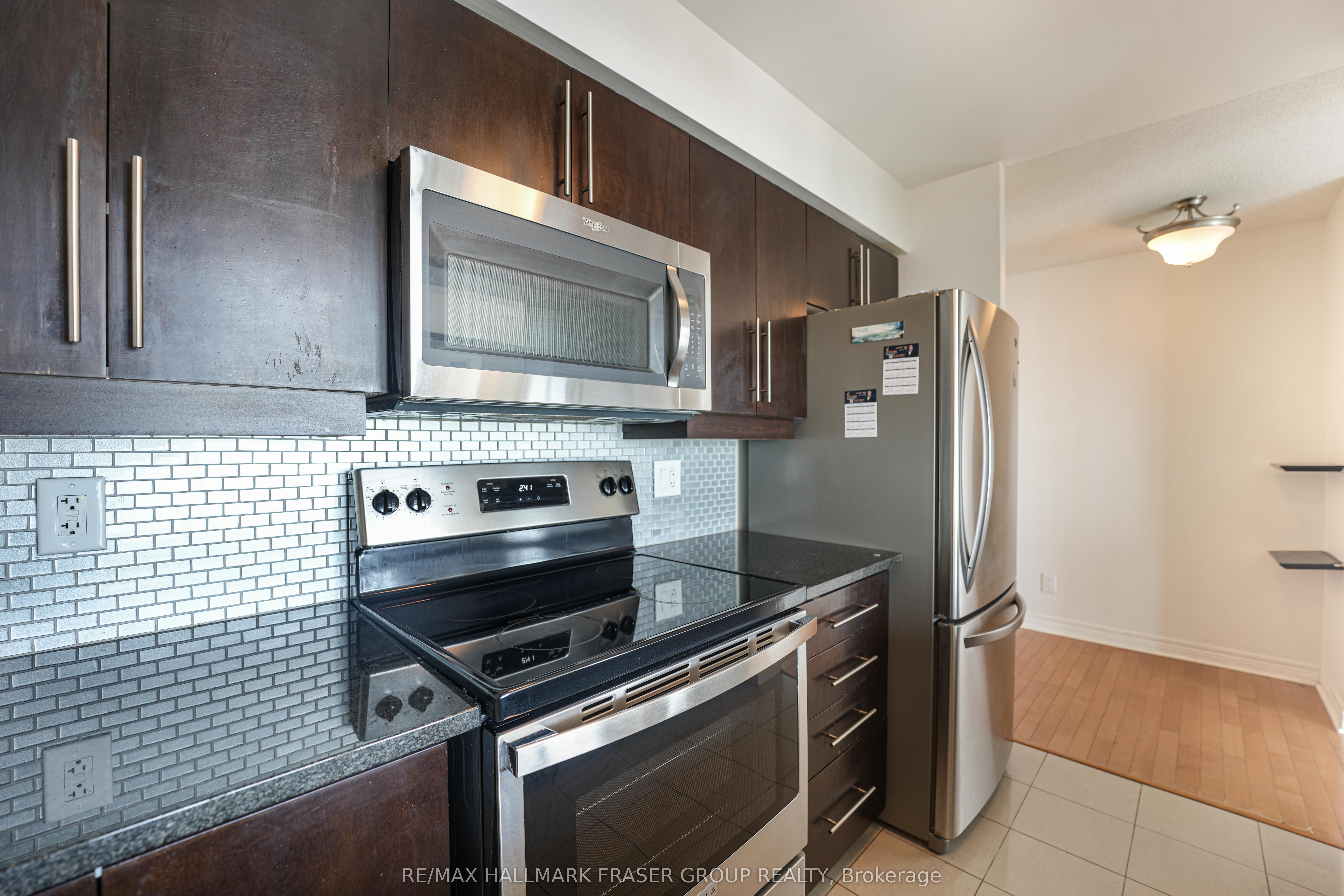 70 Town Centre Court 2204, Toronto, ON M1P 0B2 photo 4