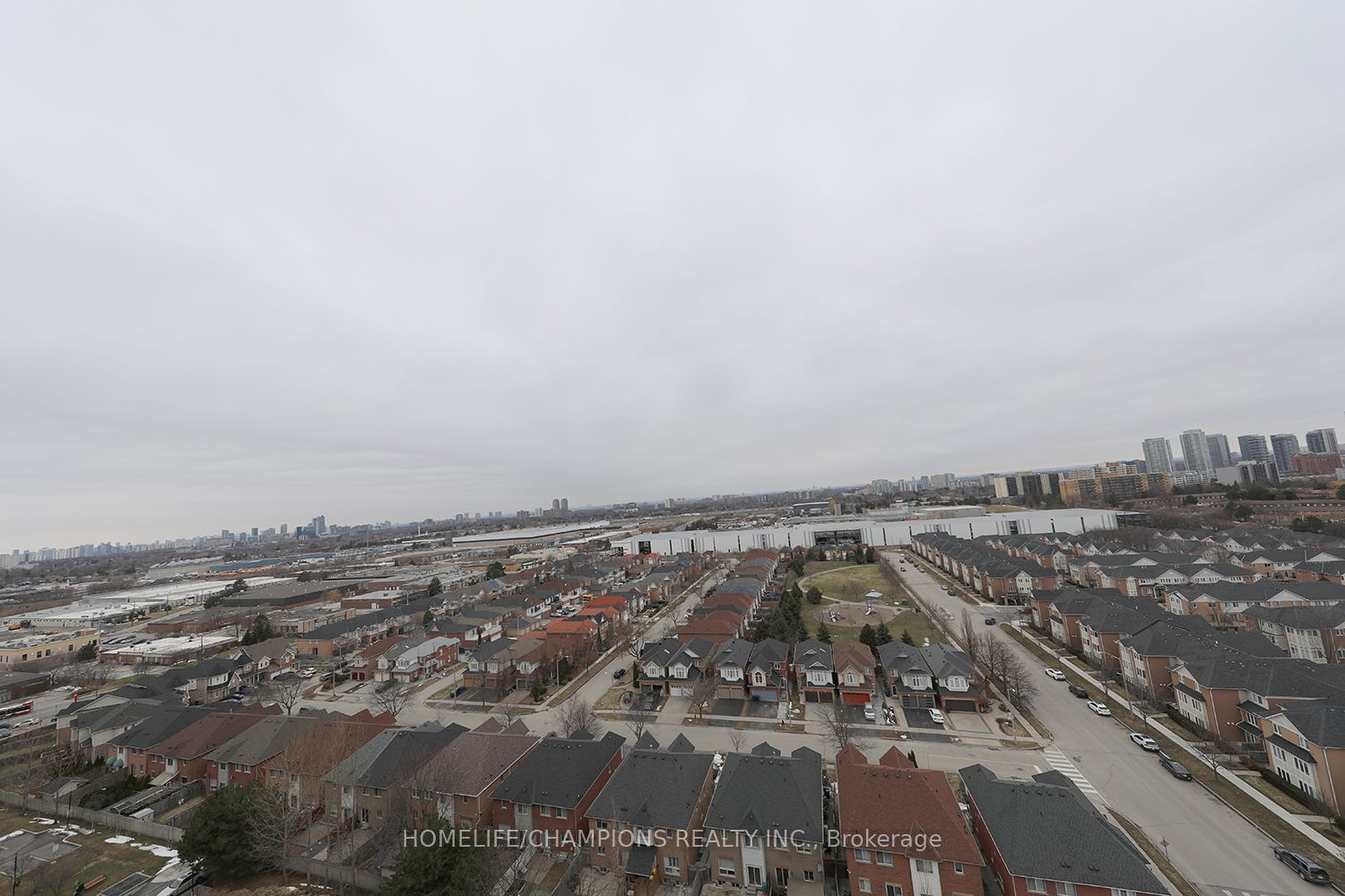 8 Mondeo Drive PH15, Toronto, ON M1P 5C7 photo 2