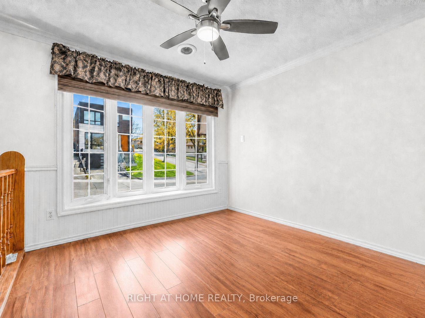 44 Westbourne Avenue, Toronto, ON M1L 2Y4 photo 4