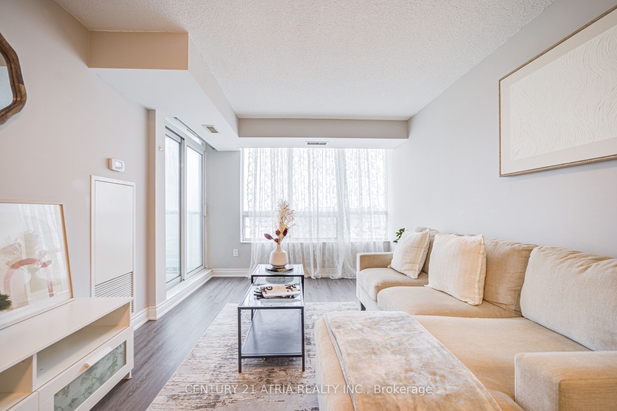 50 Brian Harrison Way 407, Toronto, ON M1P 5J4 photo 5