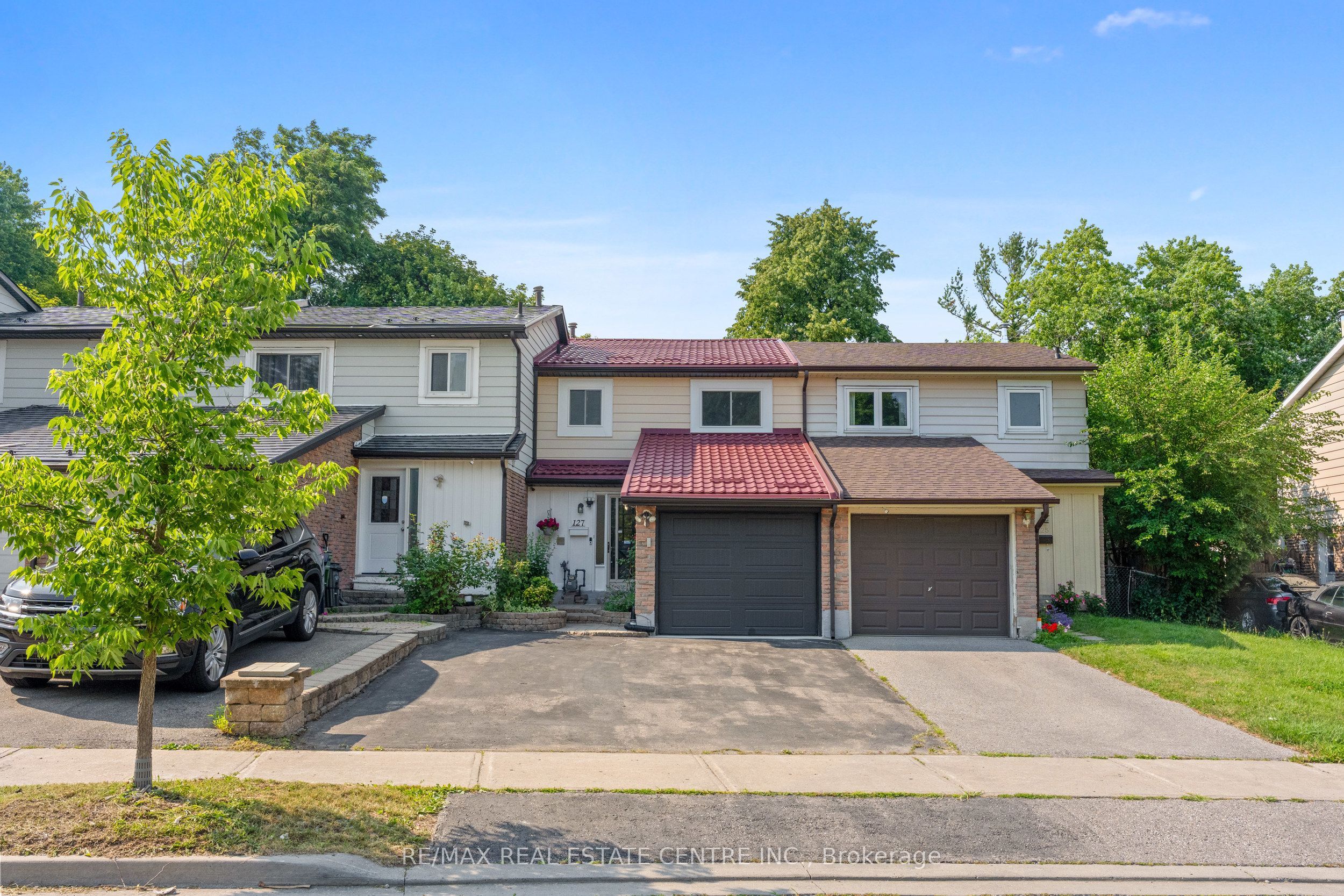 127 Lowry Square, Toronto, ON M1B 1N7 photo 2