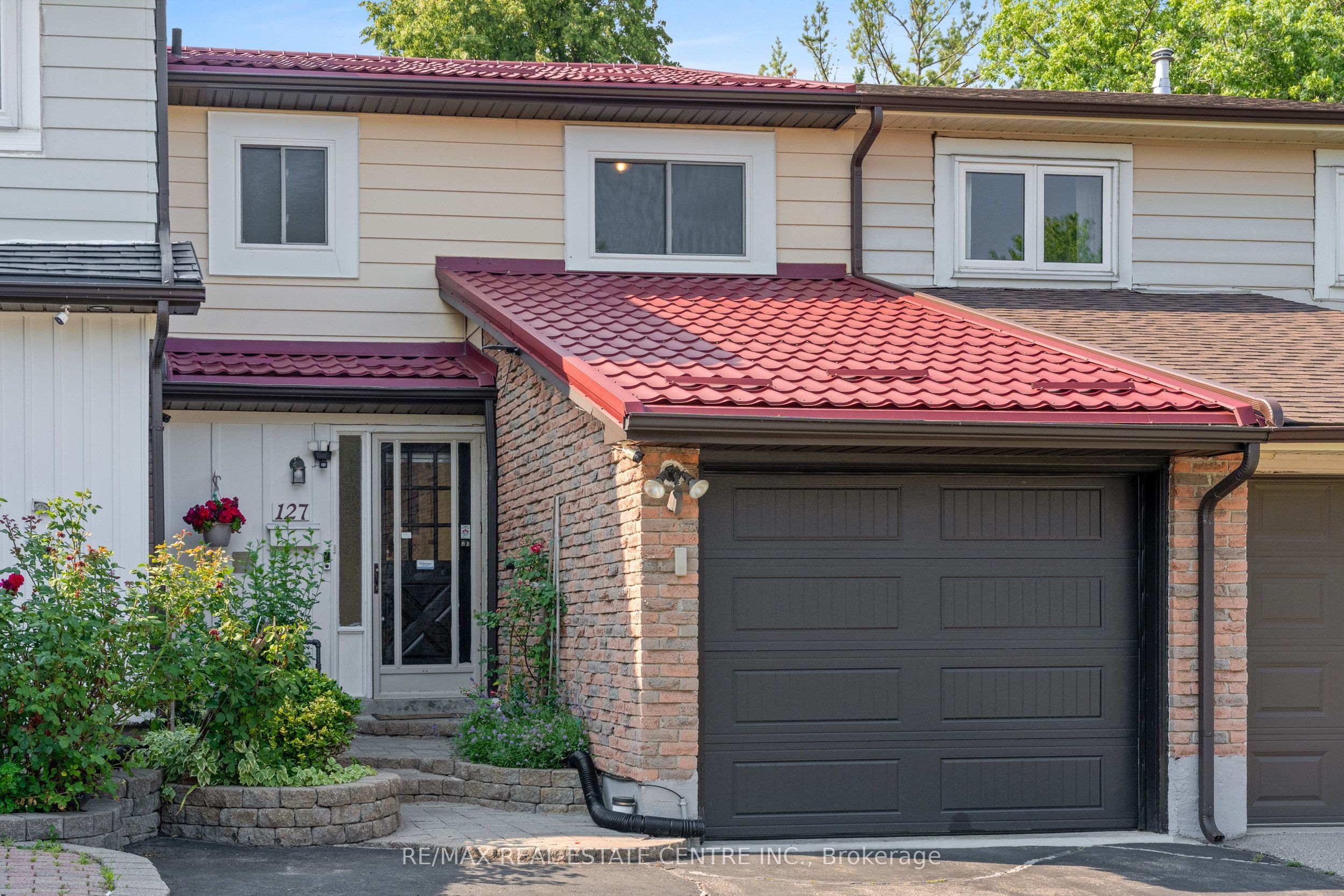 127 Lowry Square, Toronto, ON M1B 1N7 photo 3