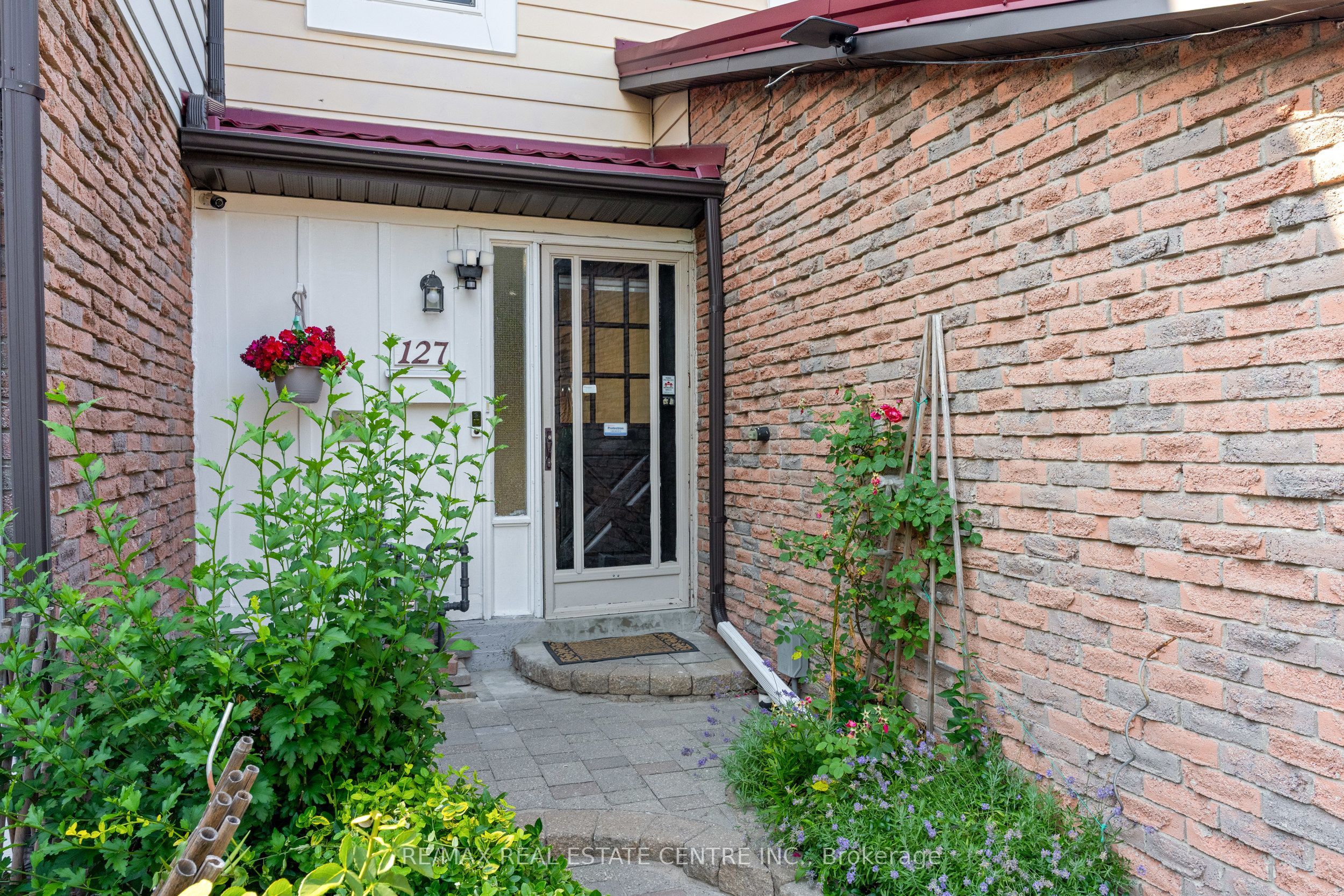 127 Lowry Square, Toronto, ON M1B 1N7 photo 4