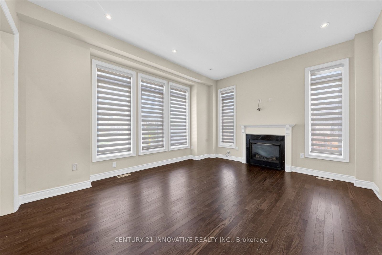 1815 Fairport Road 1, Pickering, ON L1V 0E3 photo 4