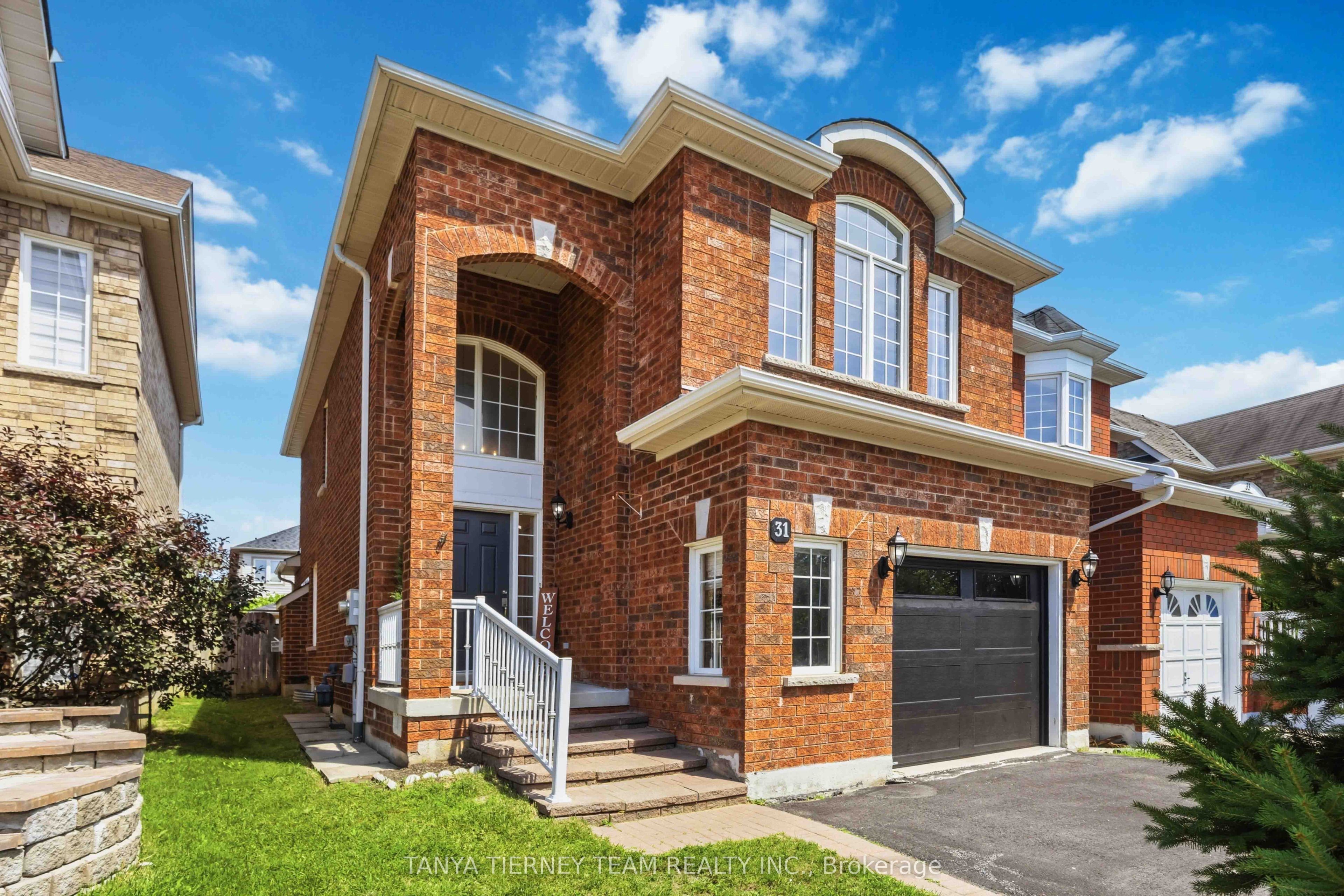 31 Chatterson Street, Whitby, ON L1R 0B3