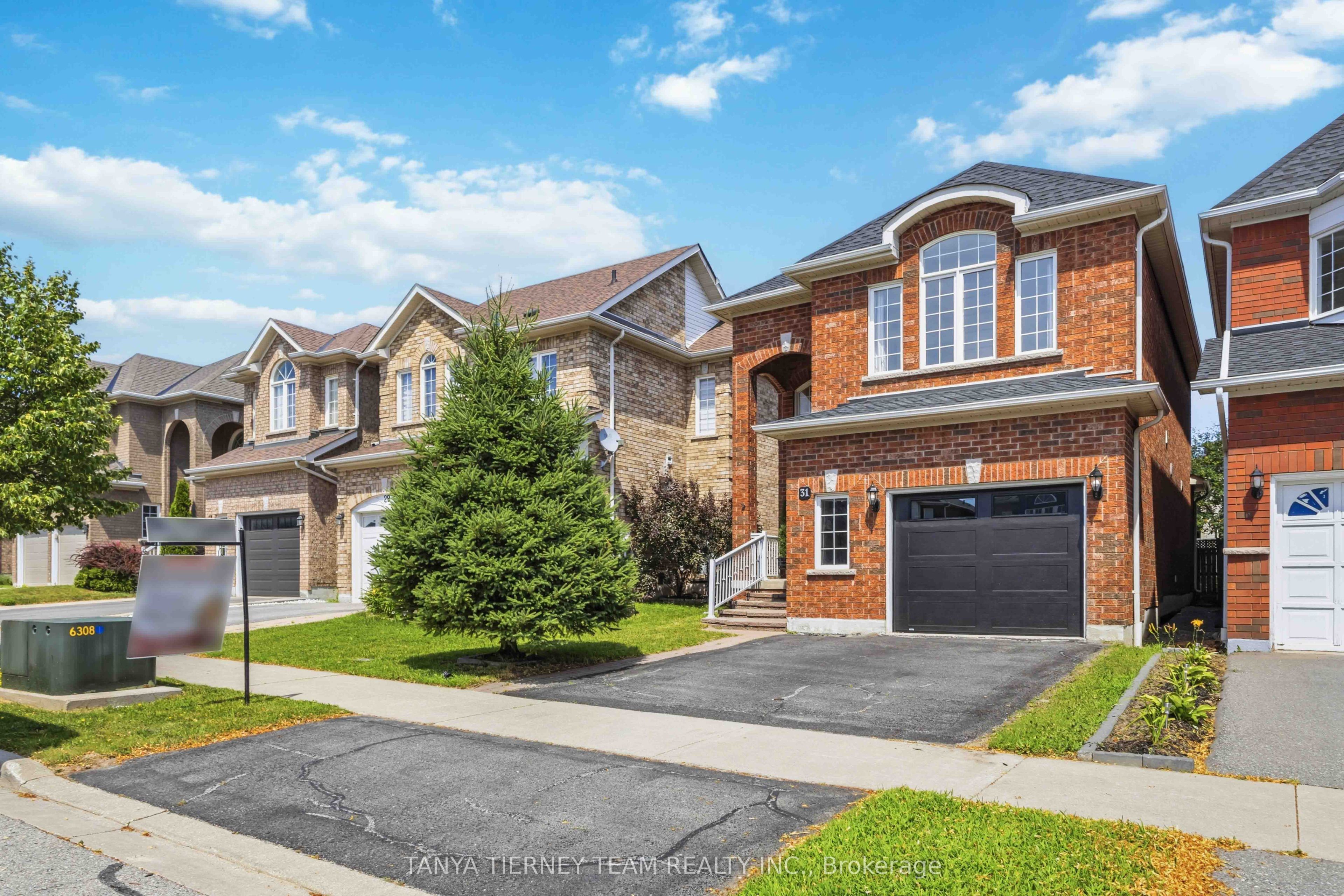 31 Chatterson Street, Whitby, ON L1R 0B3 photo 3