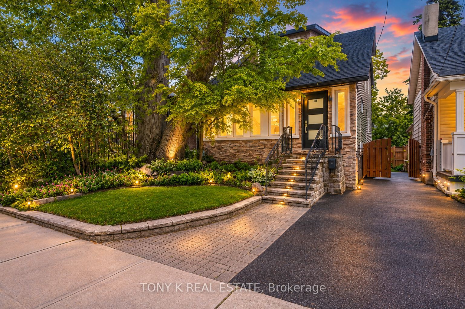111 Eastwood Avenue, Toronto, ON M1N 3H4 photo 2