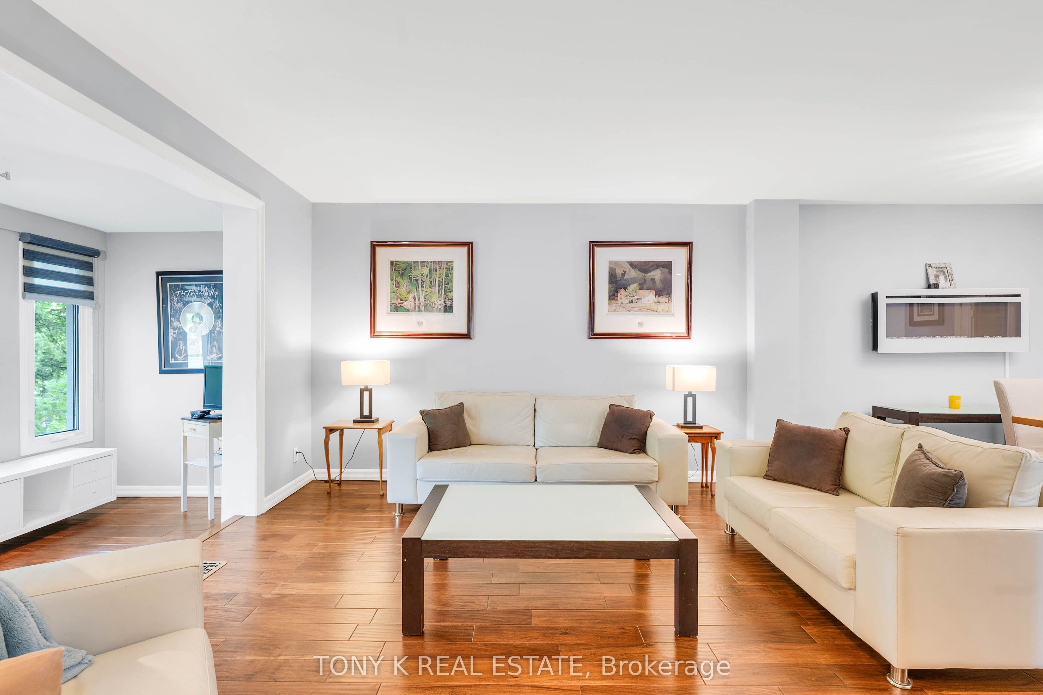 111 Eastwood Avenue, Toronto, ON M1N 3H4 photo 3