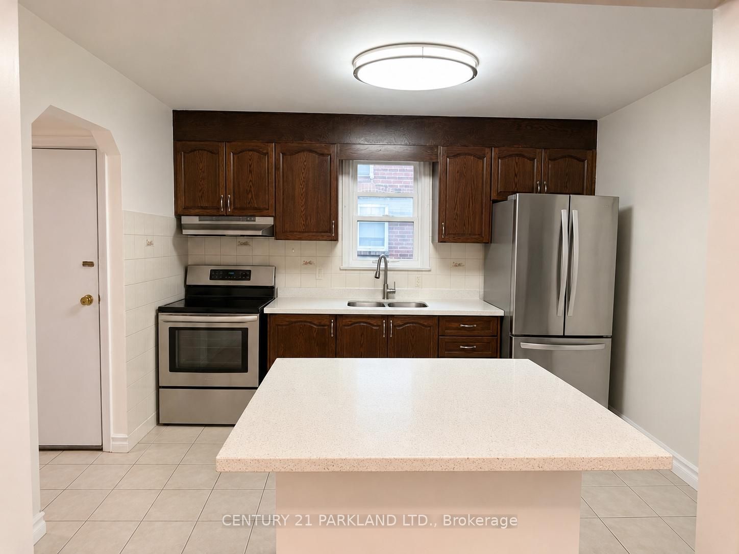 462 Midland Avenue, Toronto, ON M1N 4A6 photo 2