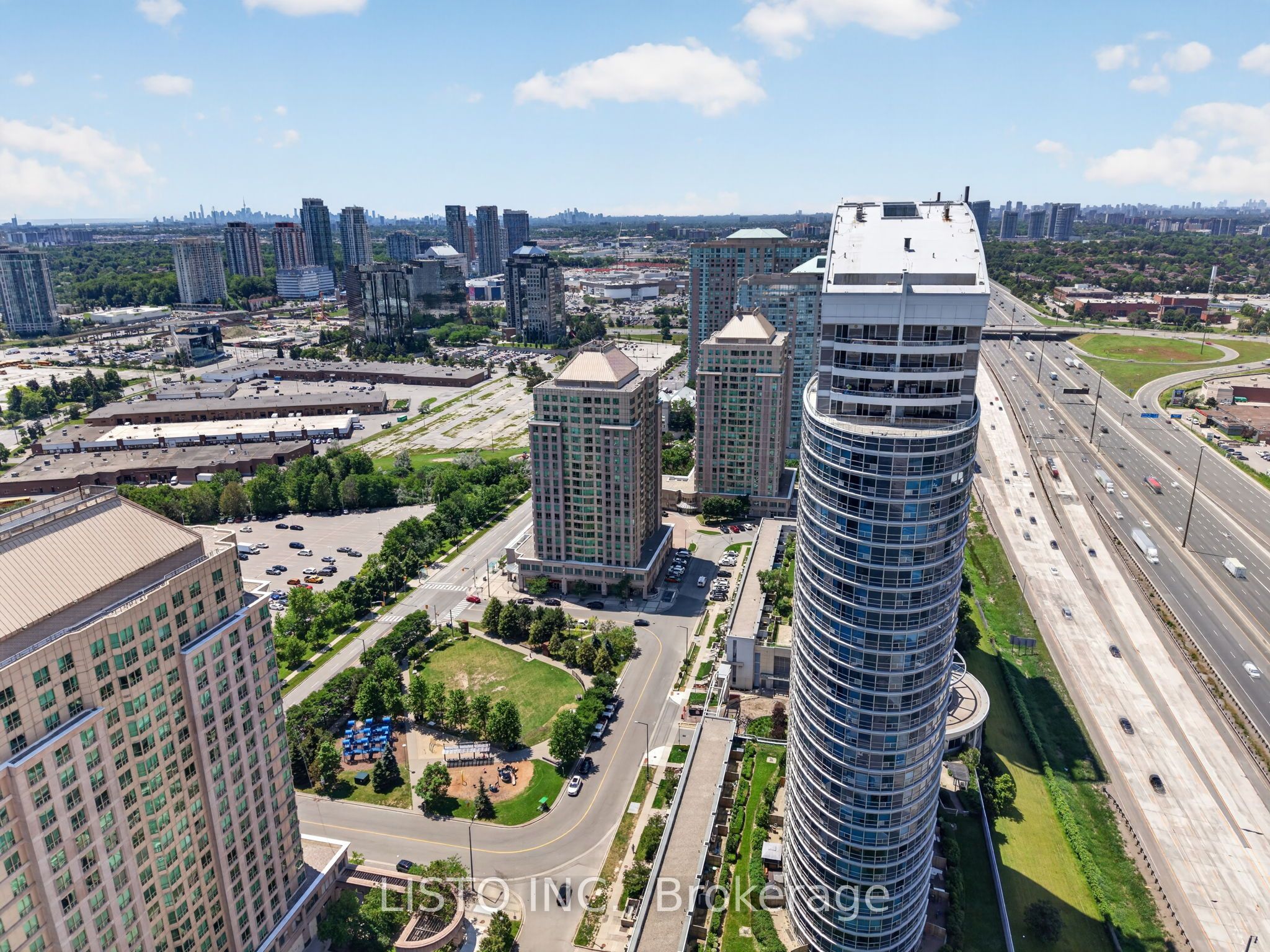 38 Lee Centre Drive, Toronto, ON M1H 3J7 photo 5