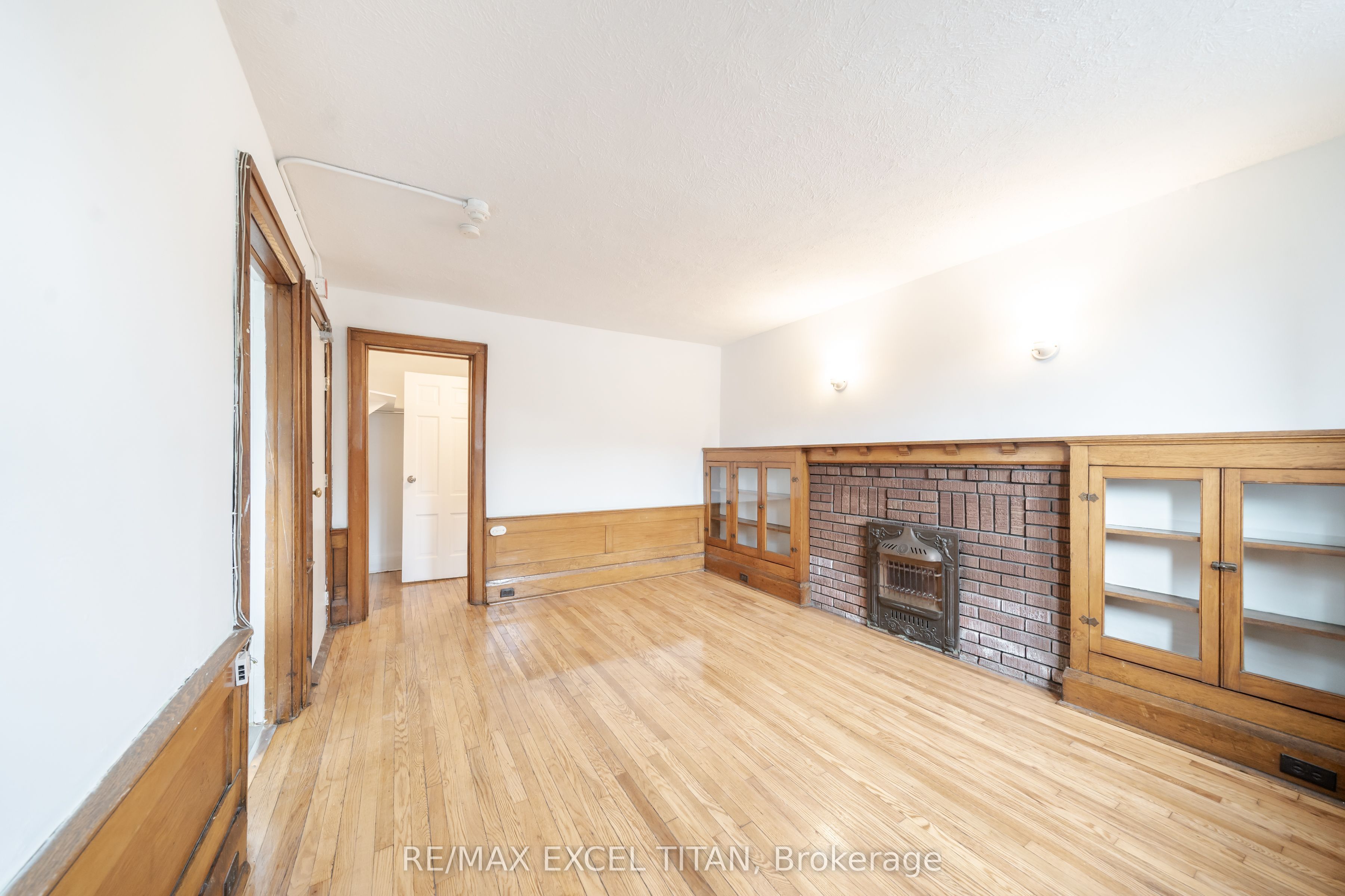 12 Kingston Road 65, Toronto, ON M4L 1S5 photo 4