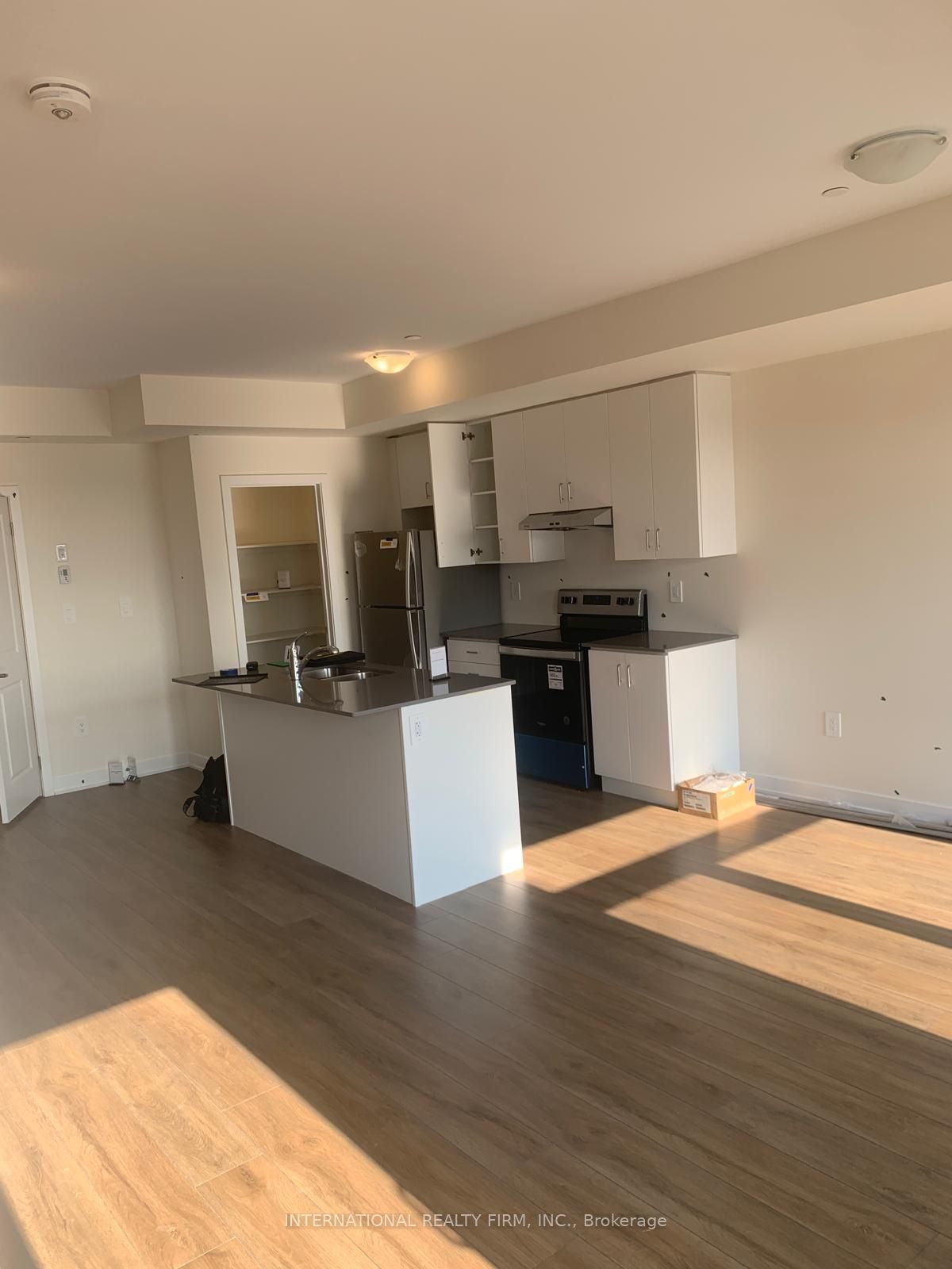 755 Omega Drive 320, Pickering, ON L1V 0H1