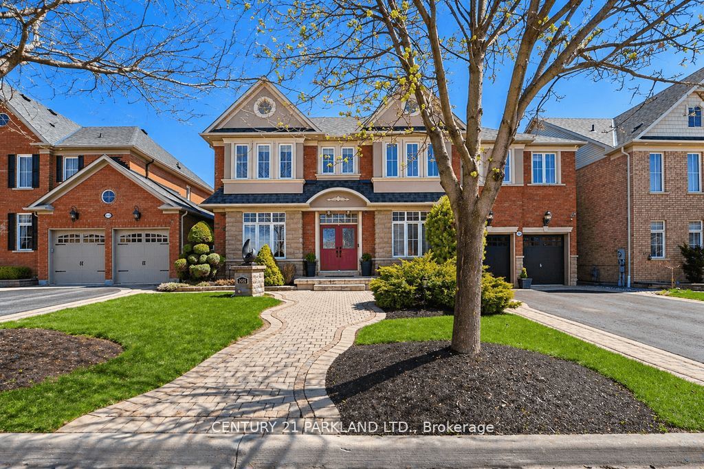 2020 Solar Place, Oshawa, ON L1L 0A4