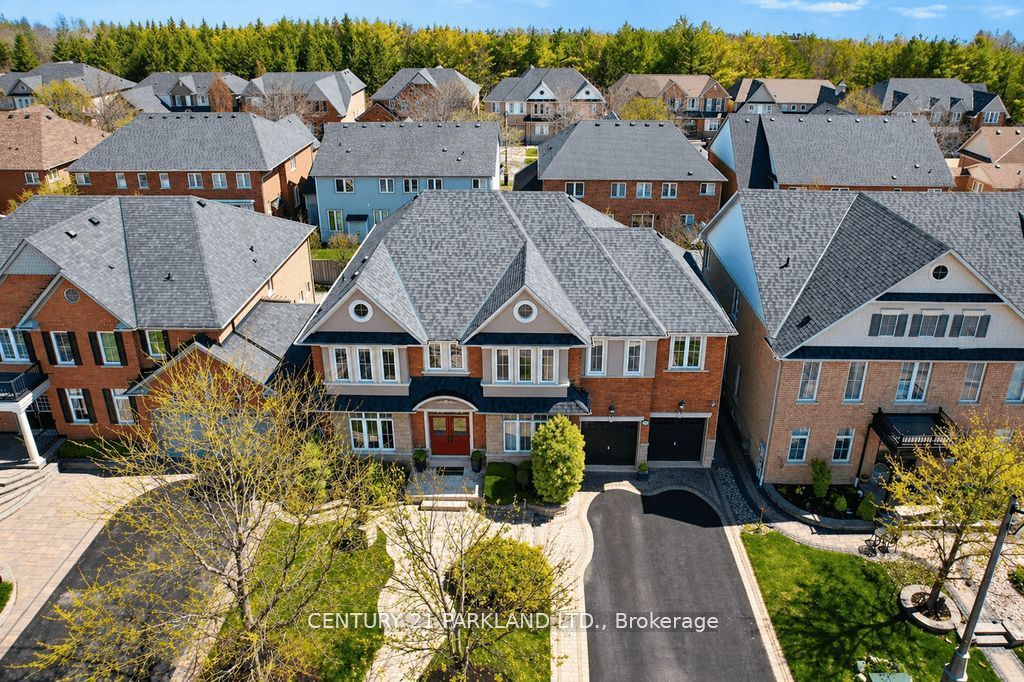 2020 Solar Place, Oshawa, ON L1L 0A4 photo 2