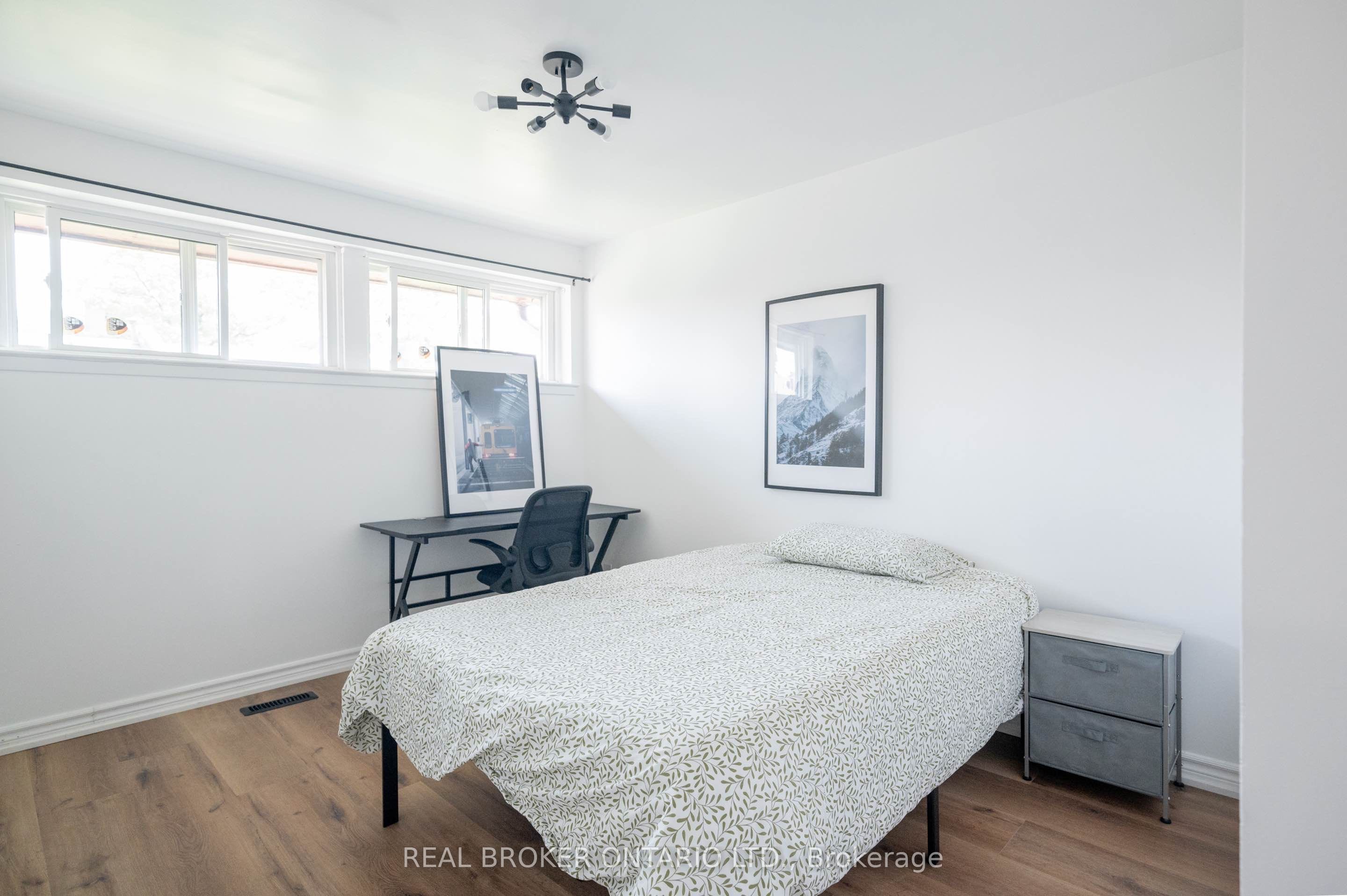 725 military Trail, Toronto, ON M1E 4P6 photo 5