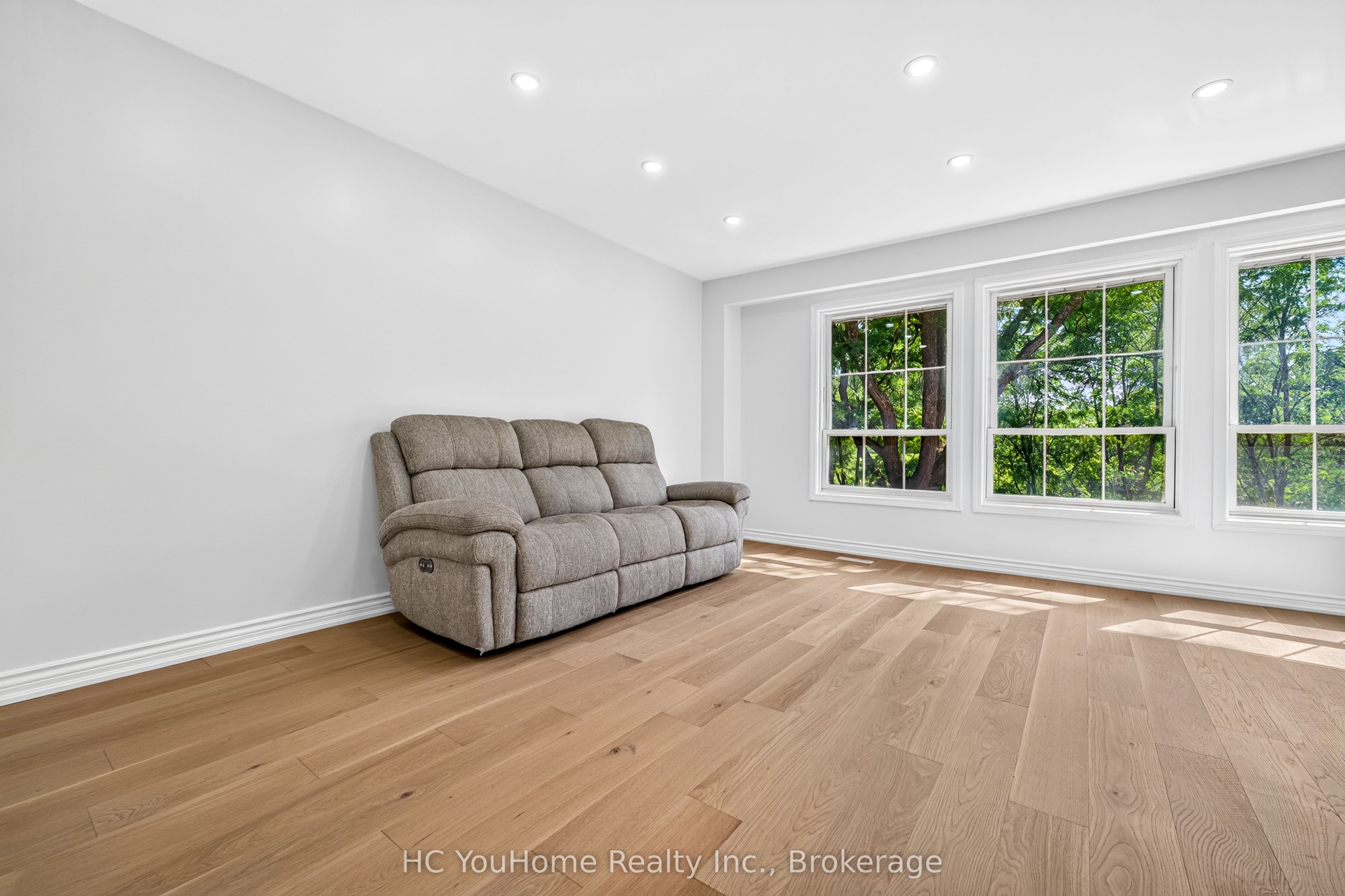 81 Brookmill Boulevard 32, Toronto, ON M1W 2L5 photo 4
