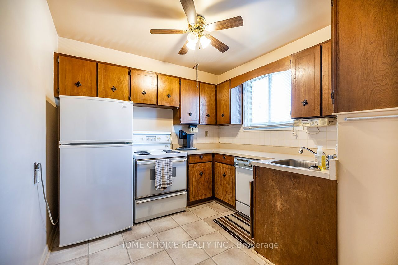 341 Rosedale Drive, Whitby, ON L1N 1Z2 photo 4