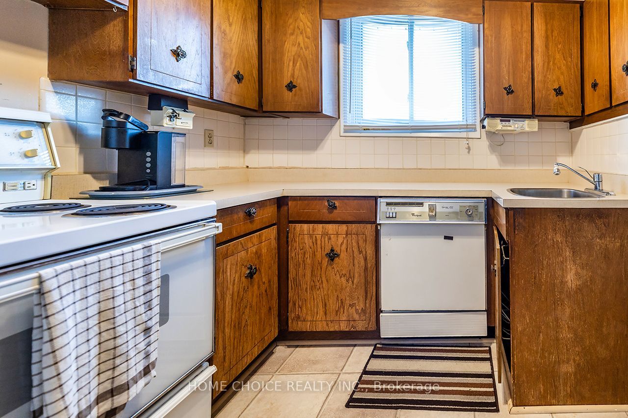 341 Rosedale Drive, Whitby, ON L1N 1Z2 photo 5