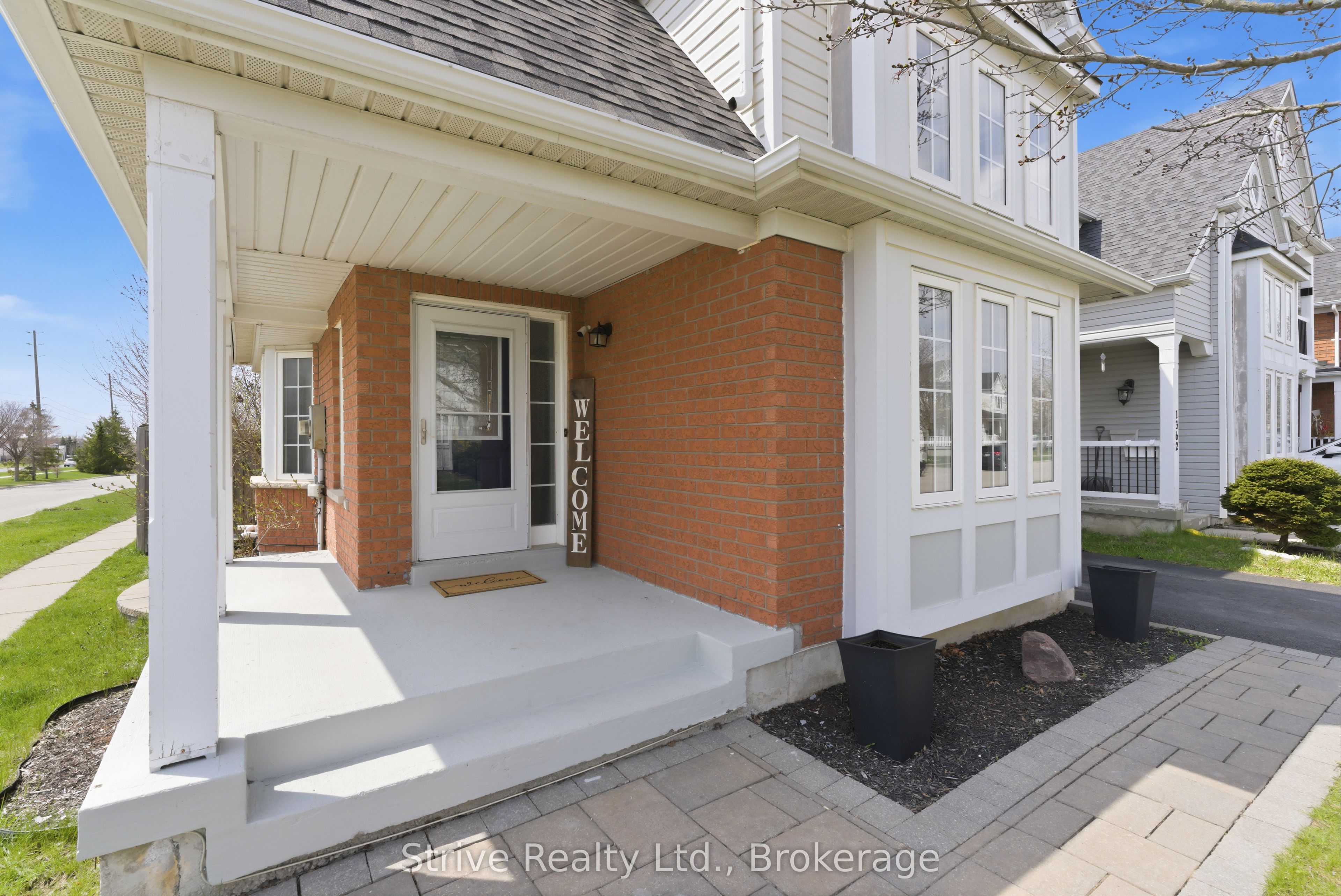 1360 Dumont Street, Oshawa, ON L1K 2V3 photo 5