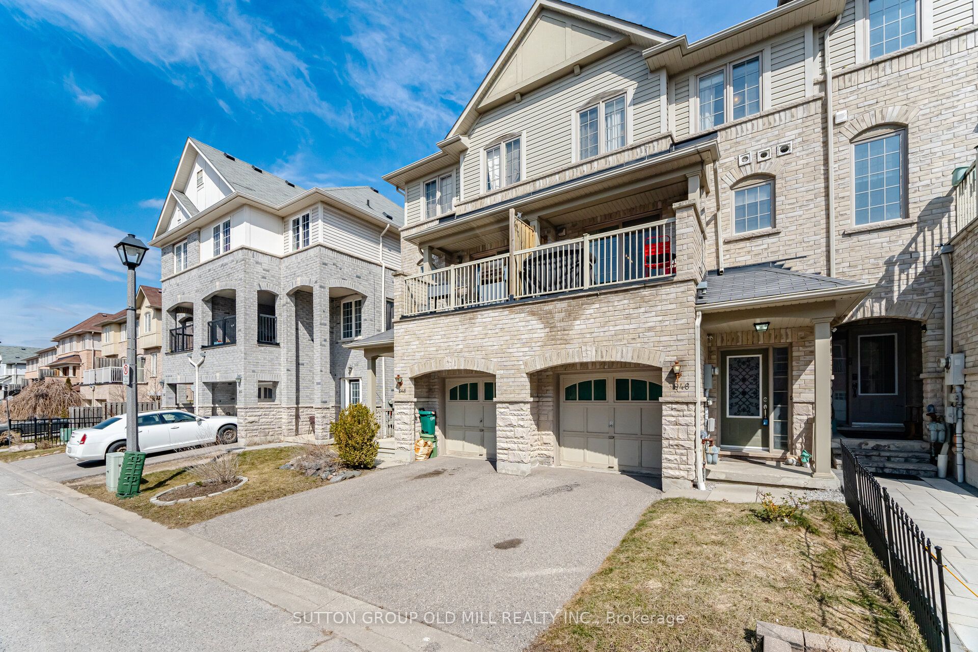946 Audley Road N, Ajax, ON L1Z 0K6 photo 2