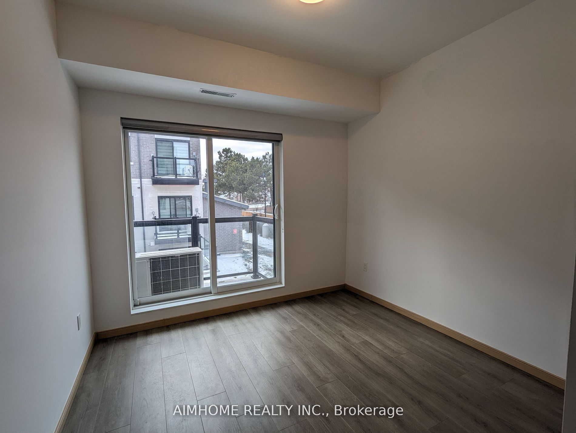 60 Morecambe Gate 209, Toronto, ON M1W 2N6 photo 4