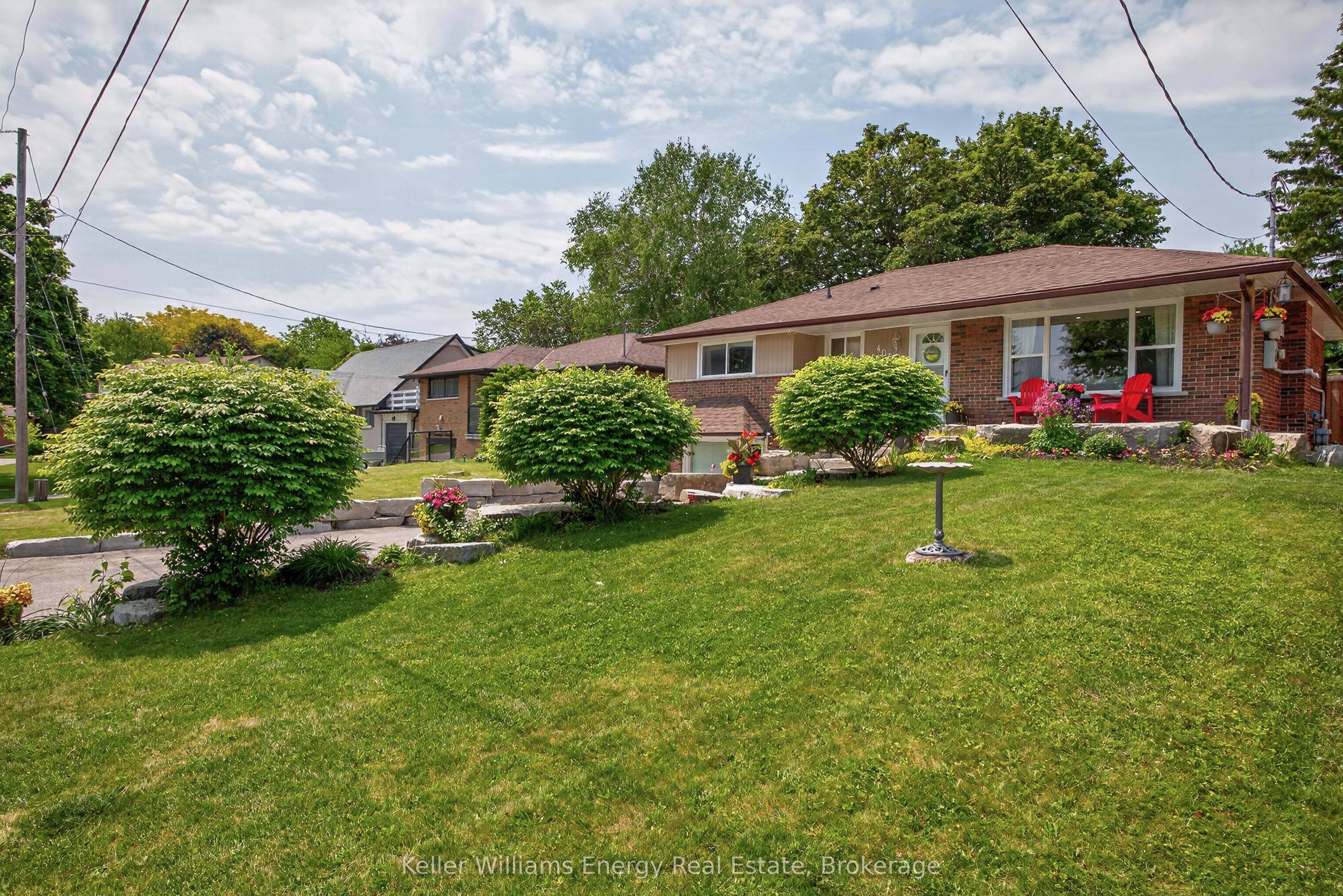 405 Bernhard Crescent, Oshawa, ON L1G 2B7 photo 3